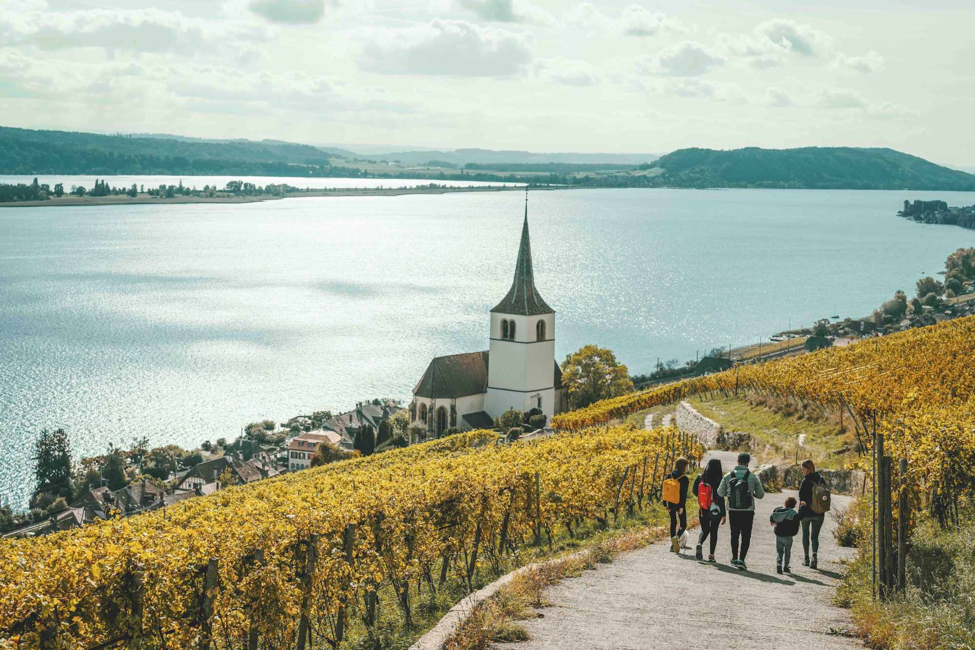 Rund 2 Stunden sollte man für die ganze Runde, die wieder in Ligerz endet, einplanen.