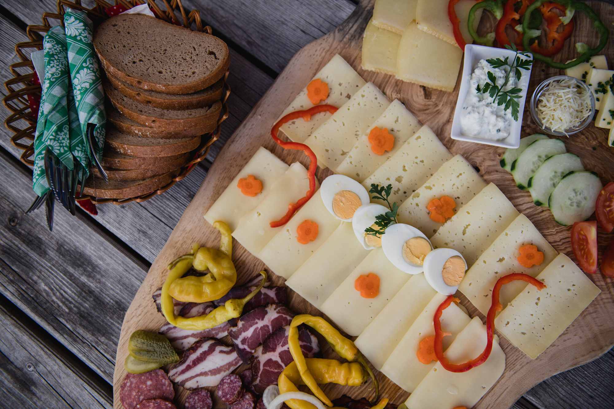 Brettljause im Matrashaus