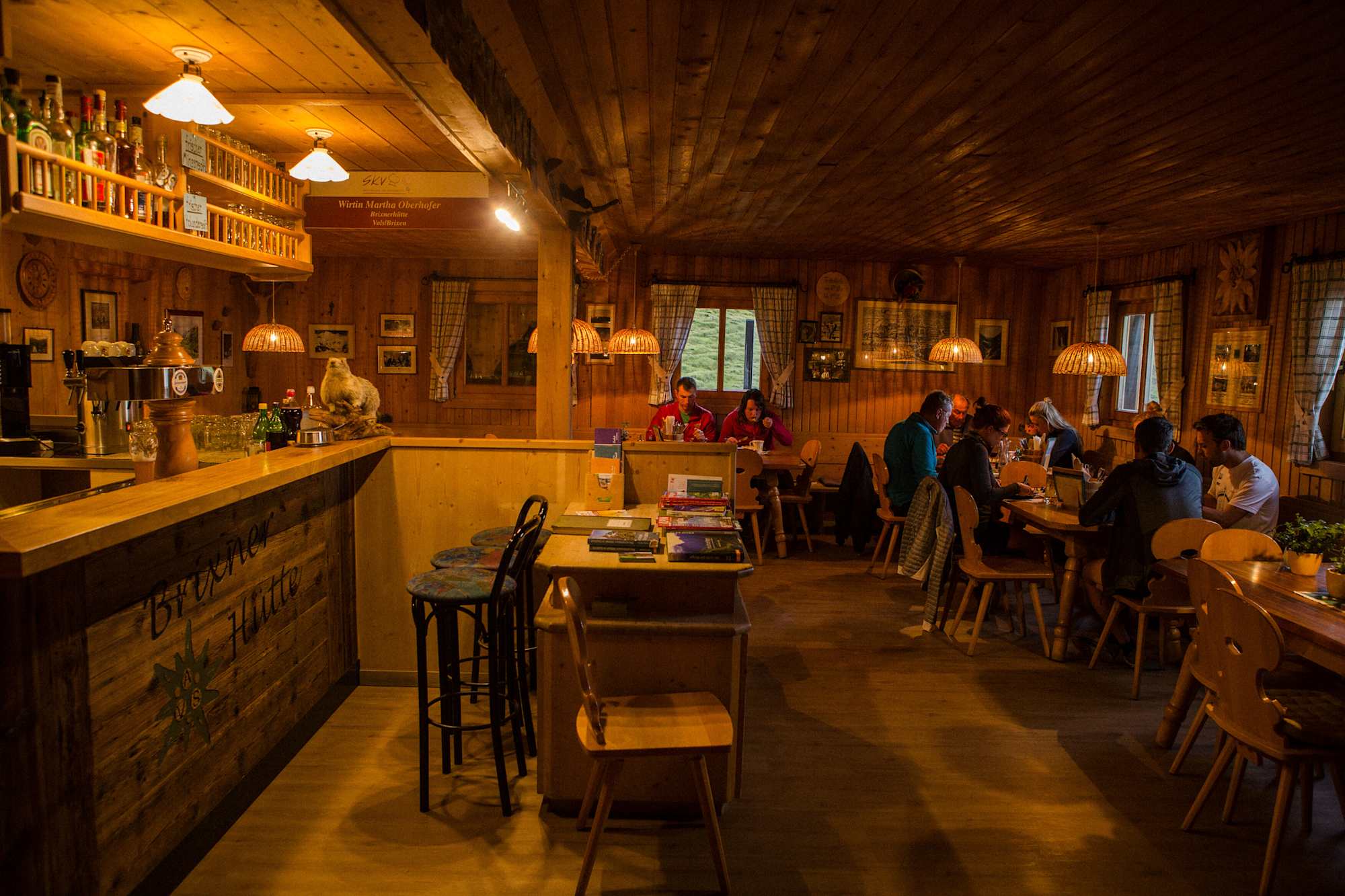 Stube auf der Brixner Hütte