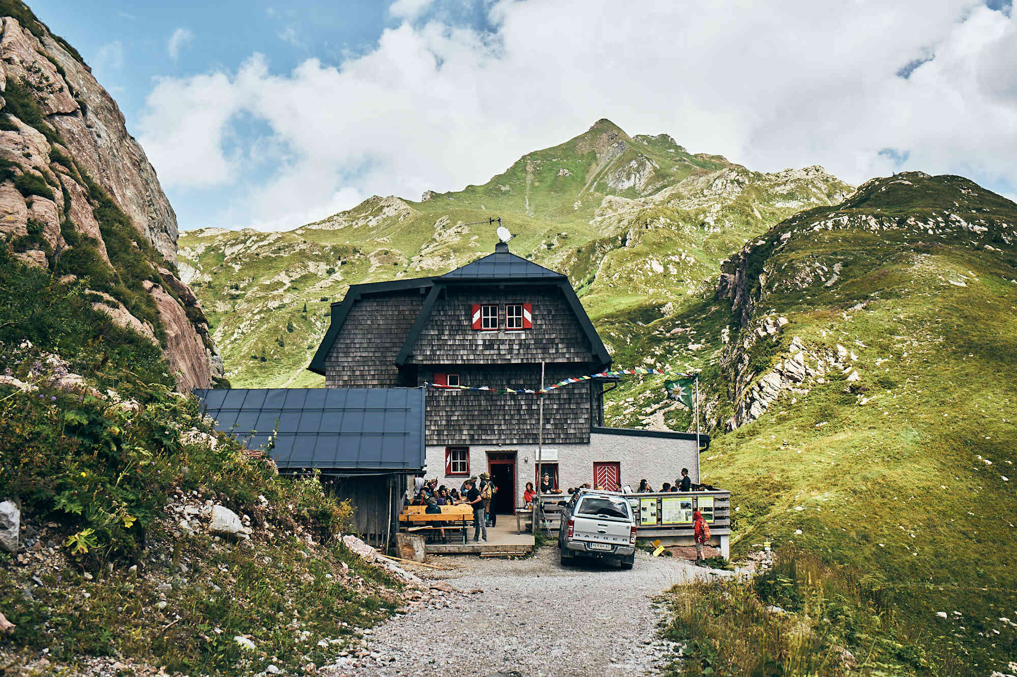 Wolayersee-Hütte