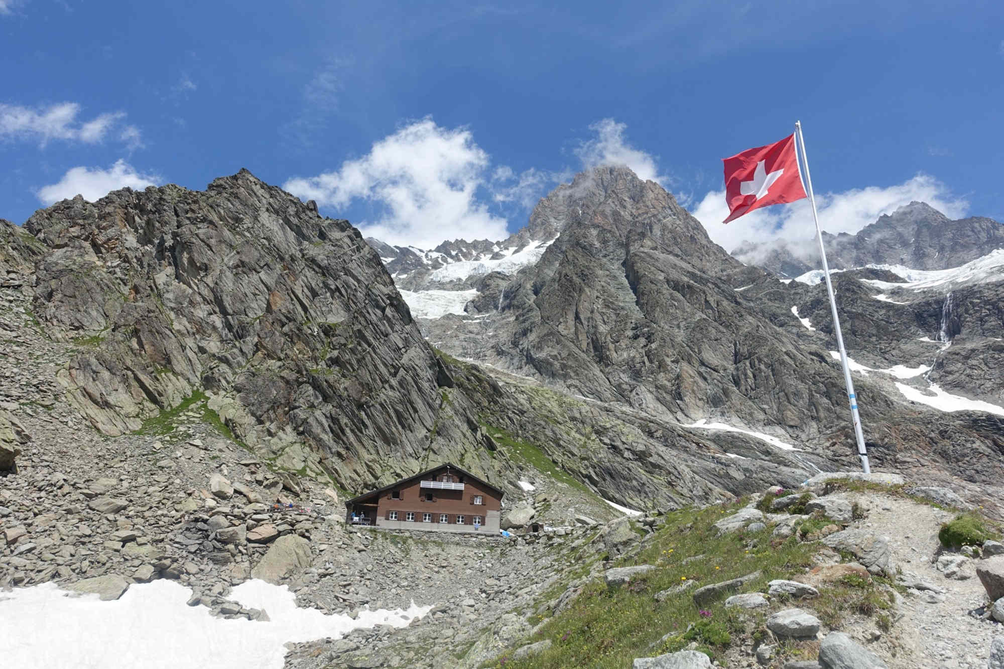 Die Schreckhornhütte