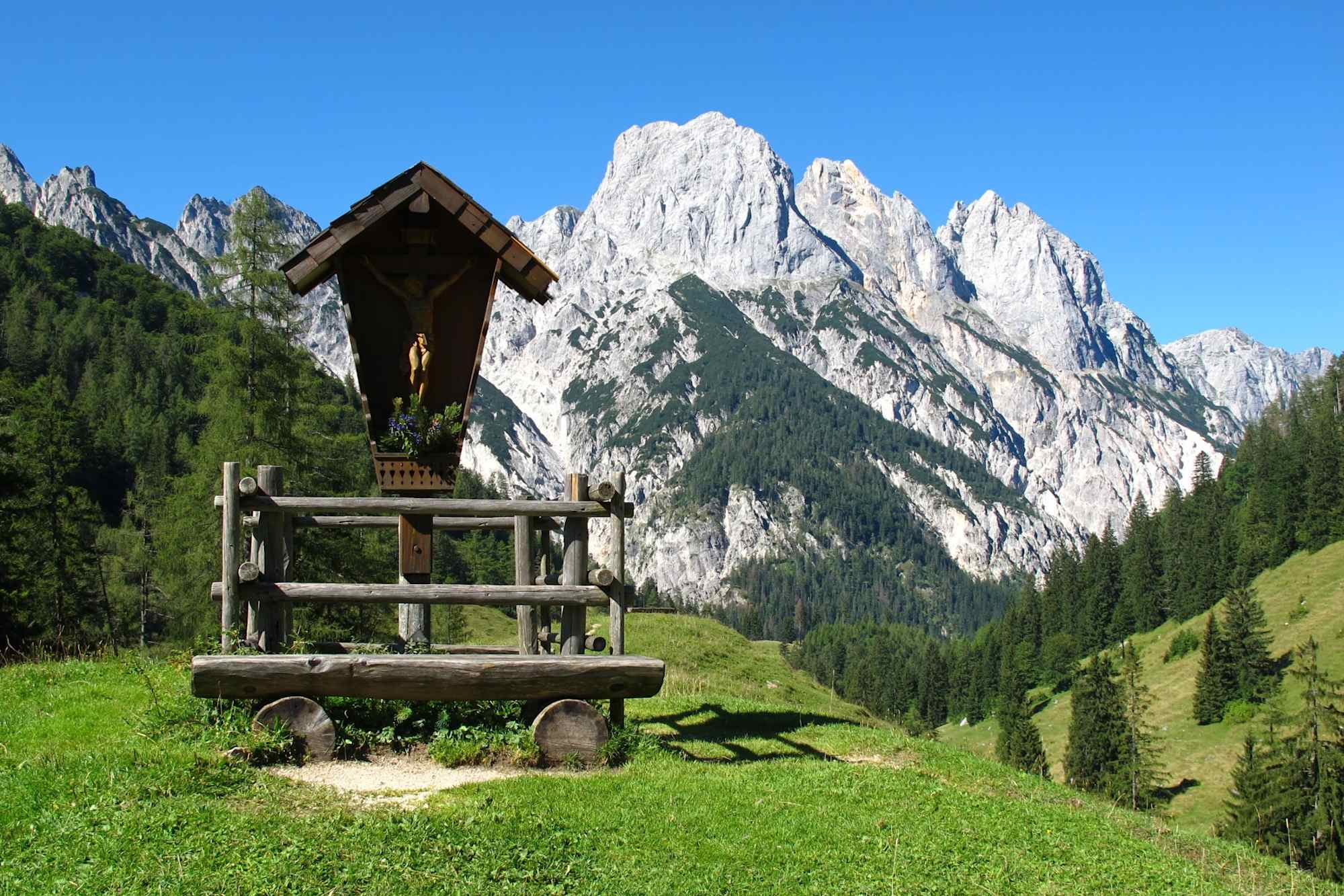 Almkreuz auf der Bindalm