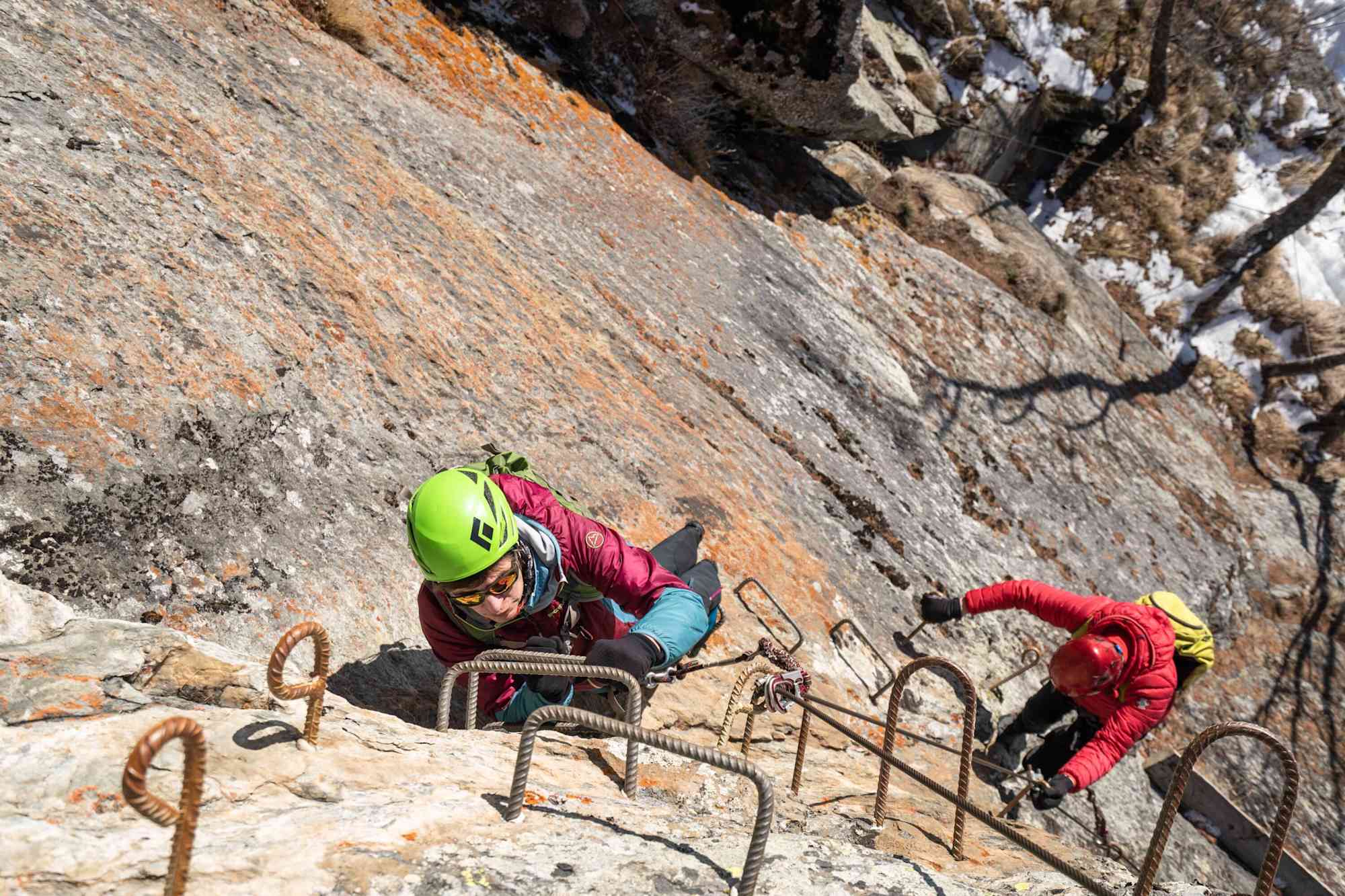 Der Mini-Klettersteig Saas-Grund kann ganzjährig begangen werden.