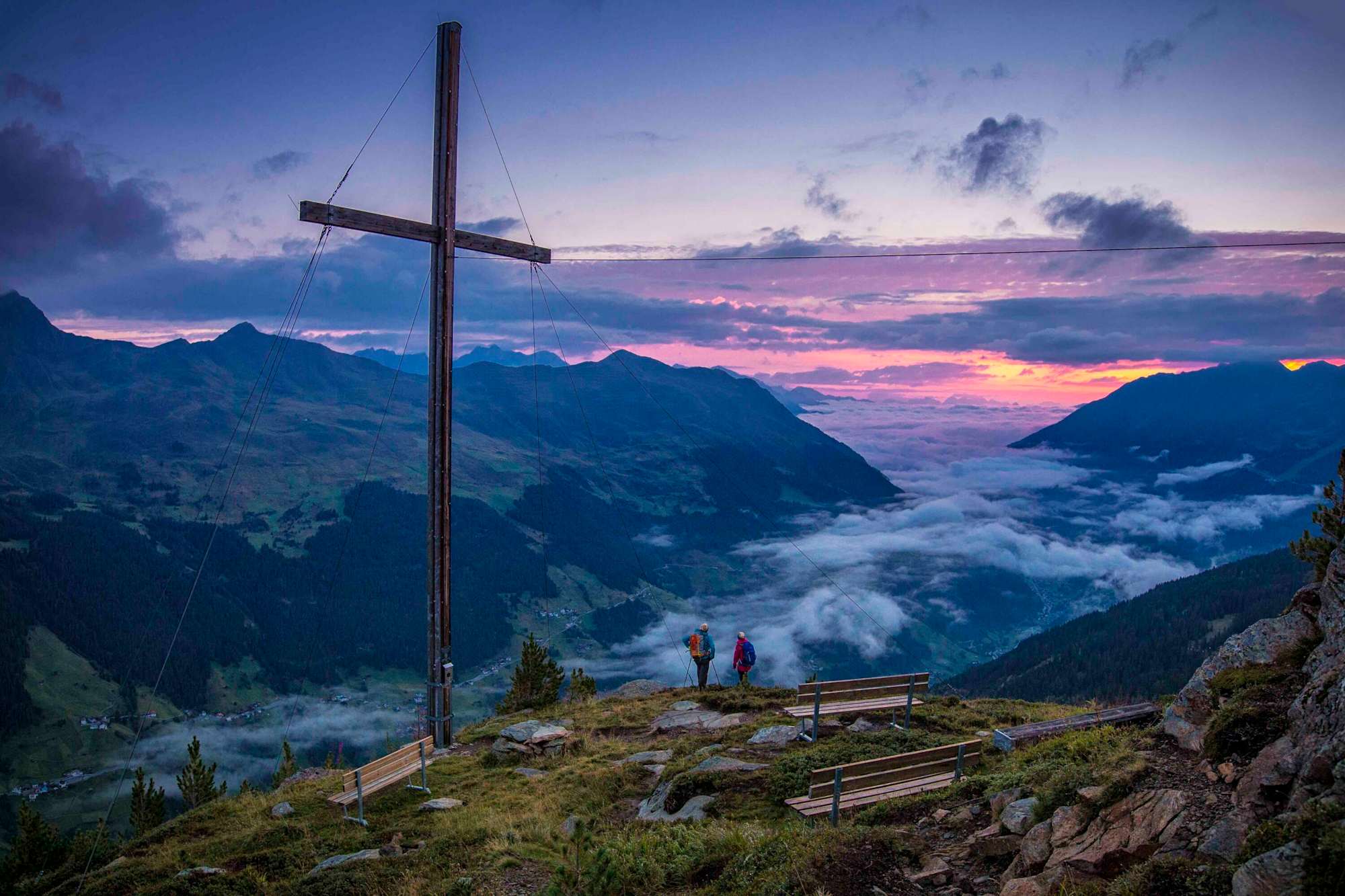 Der Mittagkopf besticht durch seine grandiose Aussicht ins Paznaun.