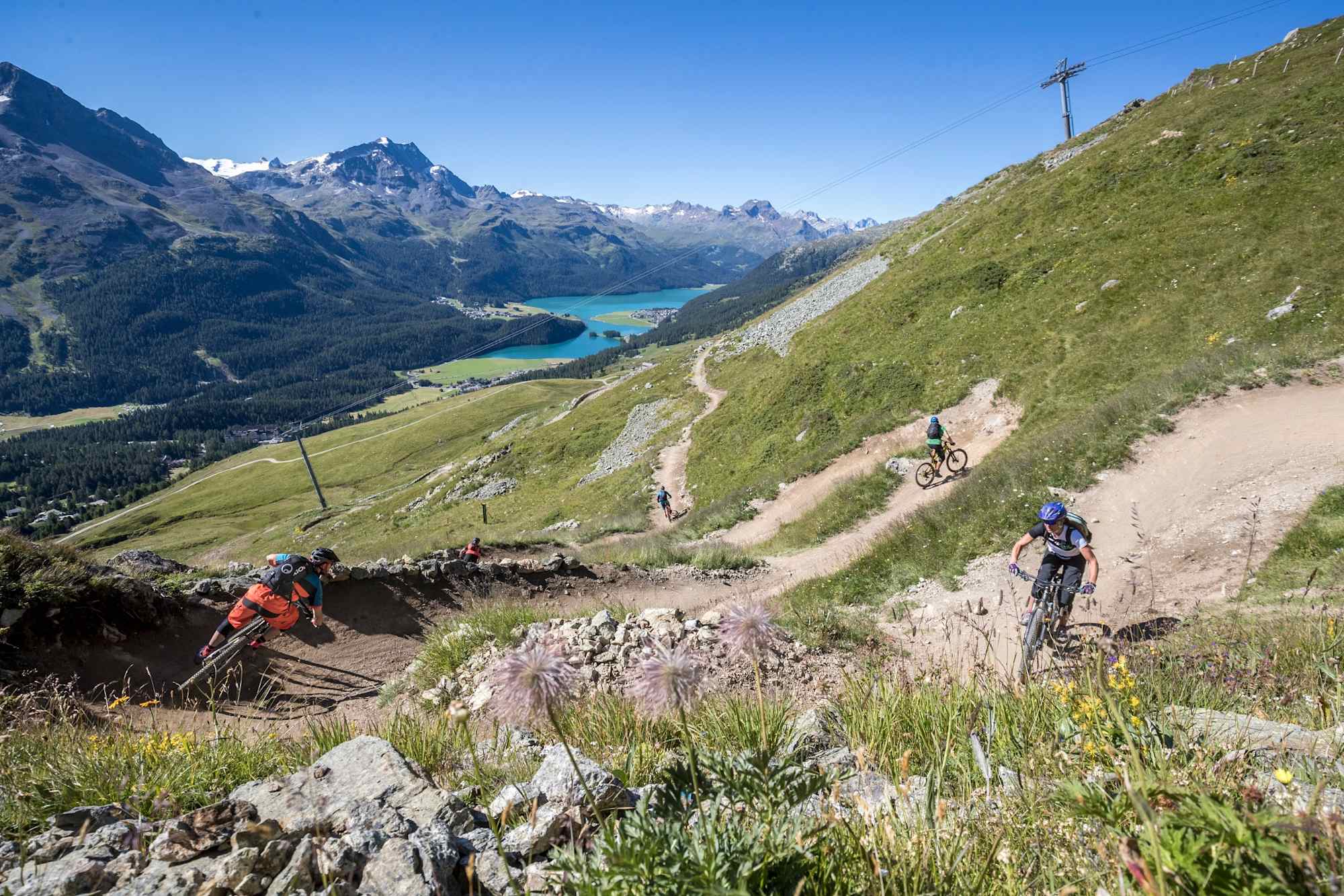 WM Flow Trail mit Blick auf den Silvaplanersee und den Piz Corvatsch
