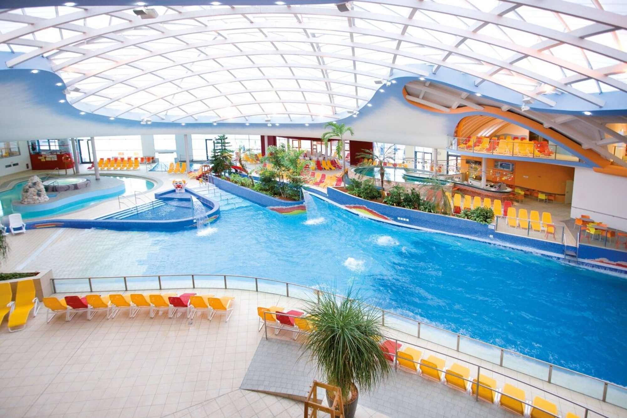 Spaß für die ganze Familie: Die H2O-Therme