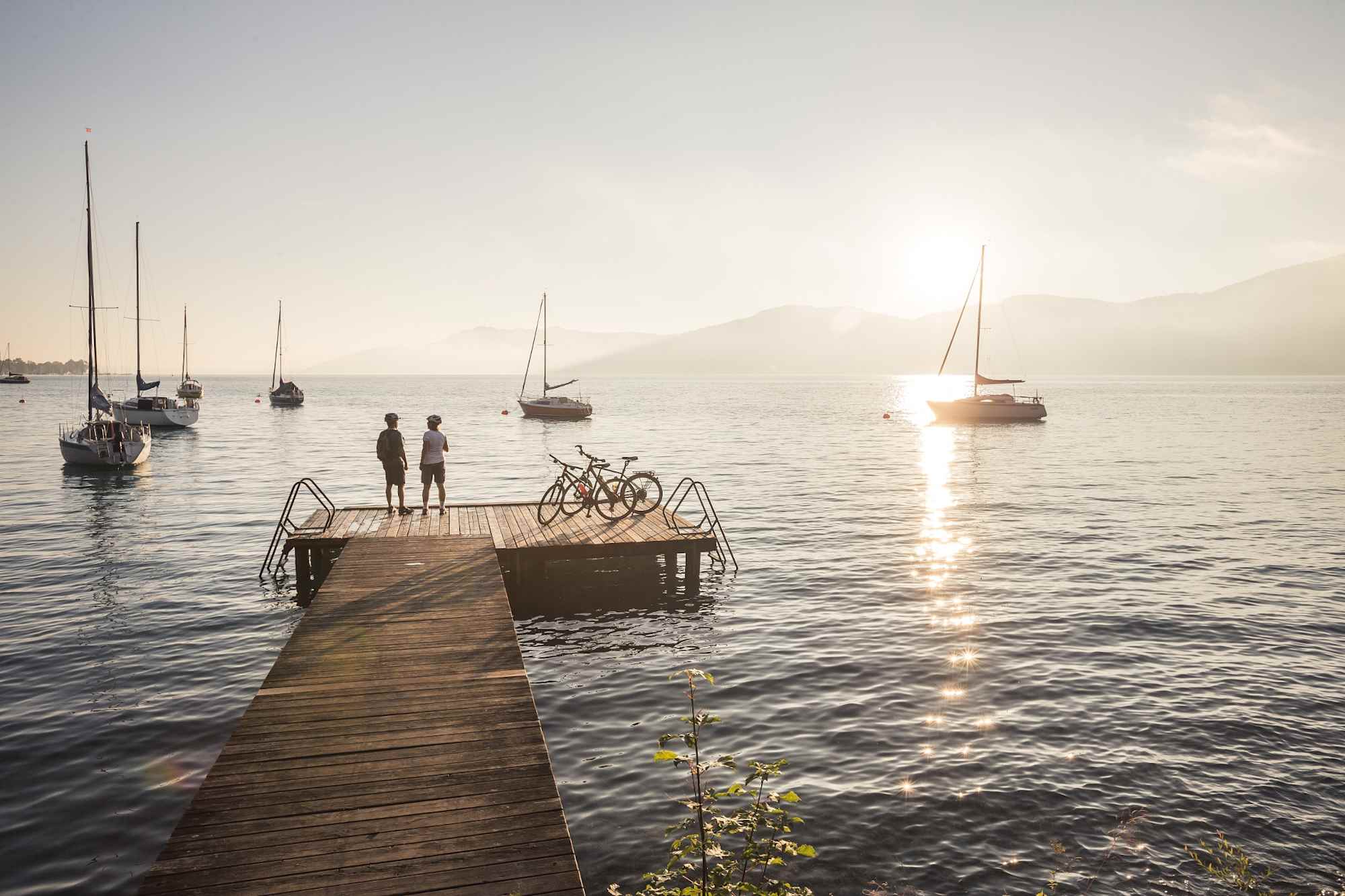 Salzkammergut Radweg - Am Ufer des Attersees