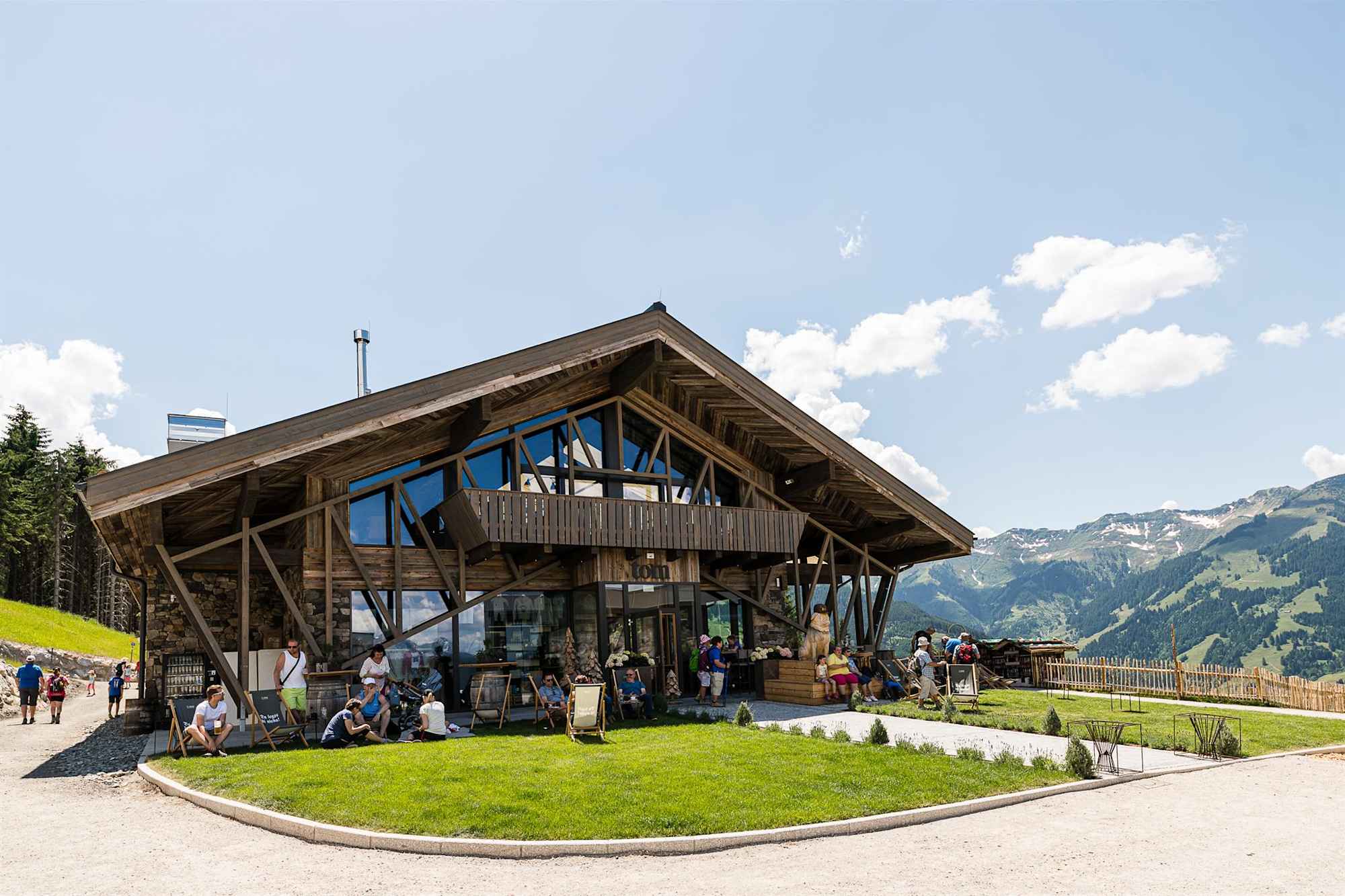 TOM Almhütte