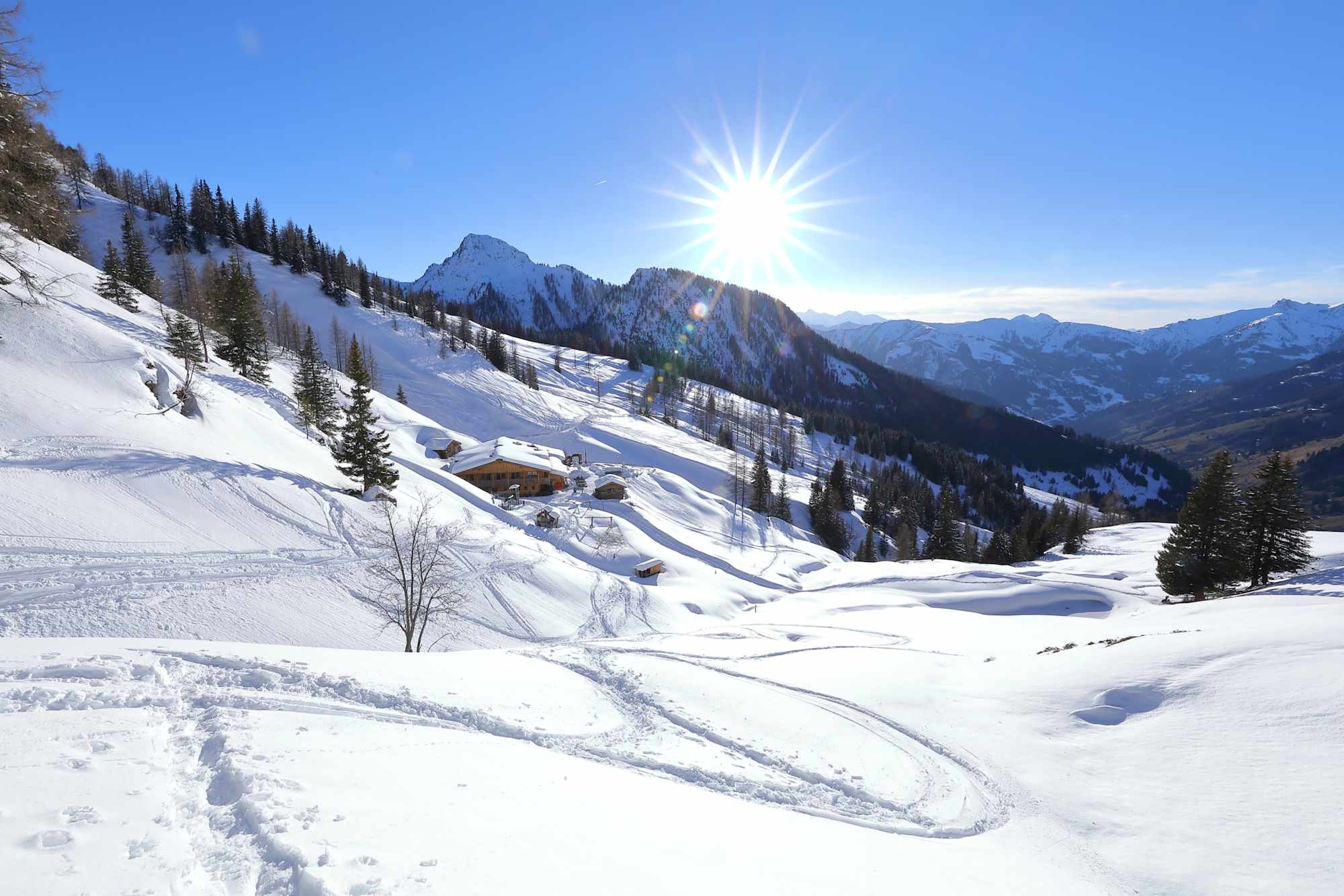 Schneeschuhwanderung zur Loosbühelalm bei Großarl