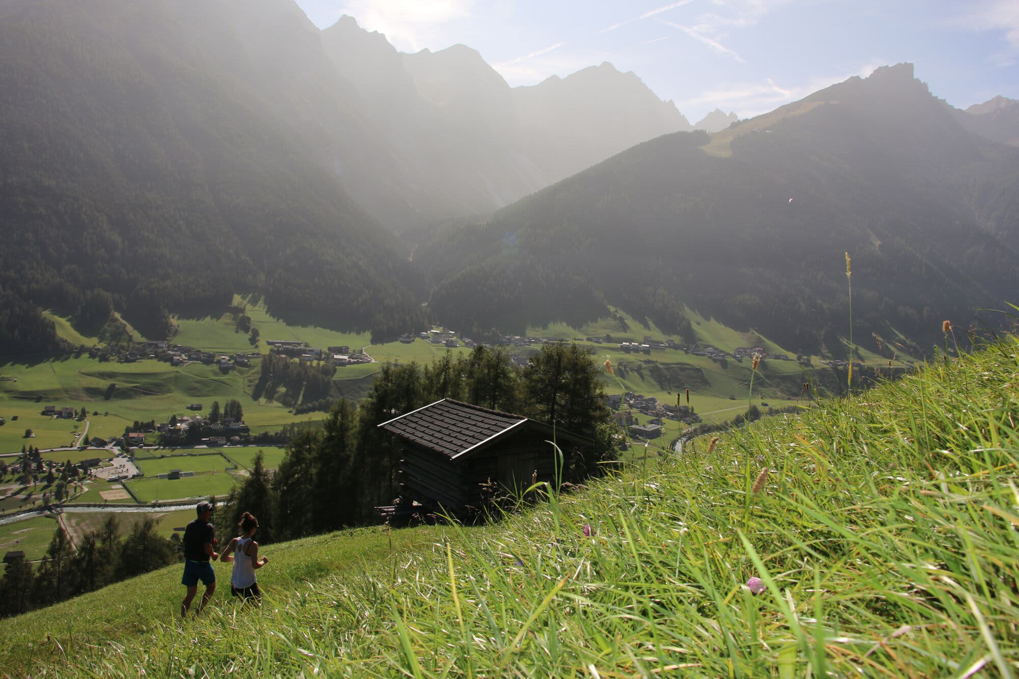 Sunnenseitn Weg Stubai Pfurtschell