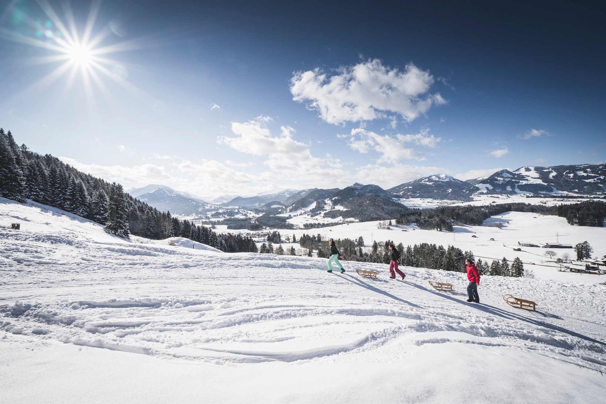Schöner Ausblick bei der Winterwanderung zur Gaisalpe