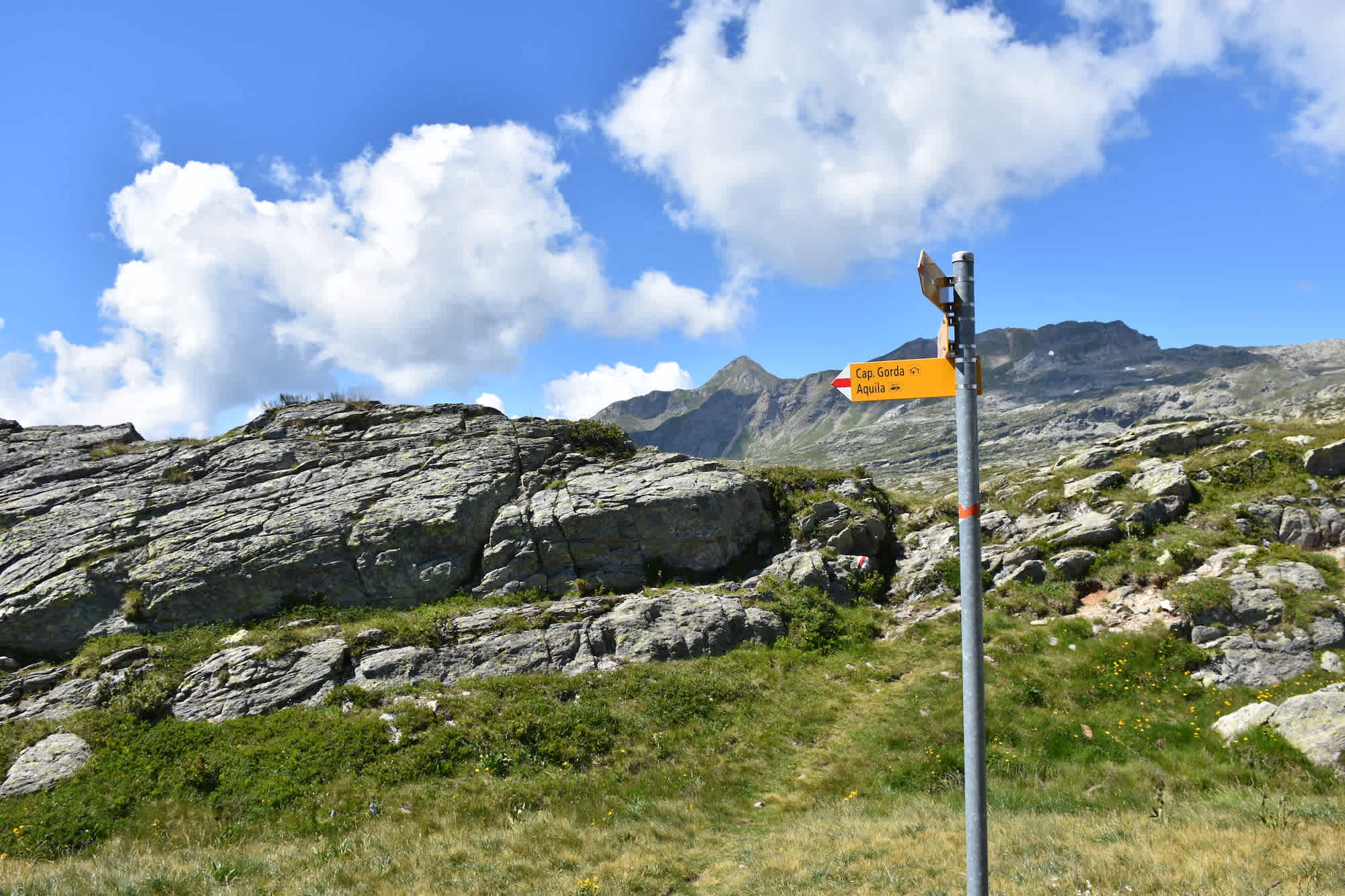 Blick über Piora, Leventina und Bedrettotal