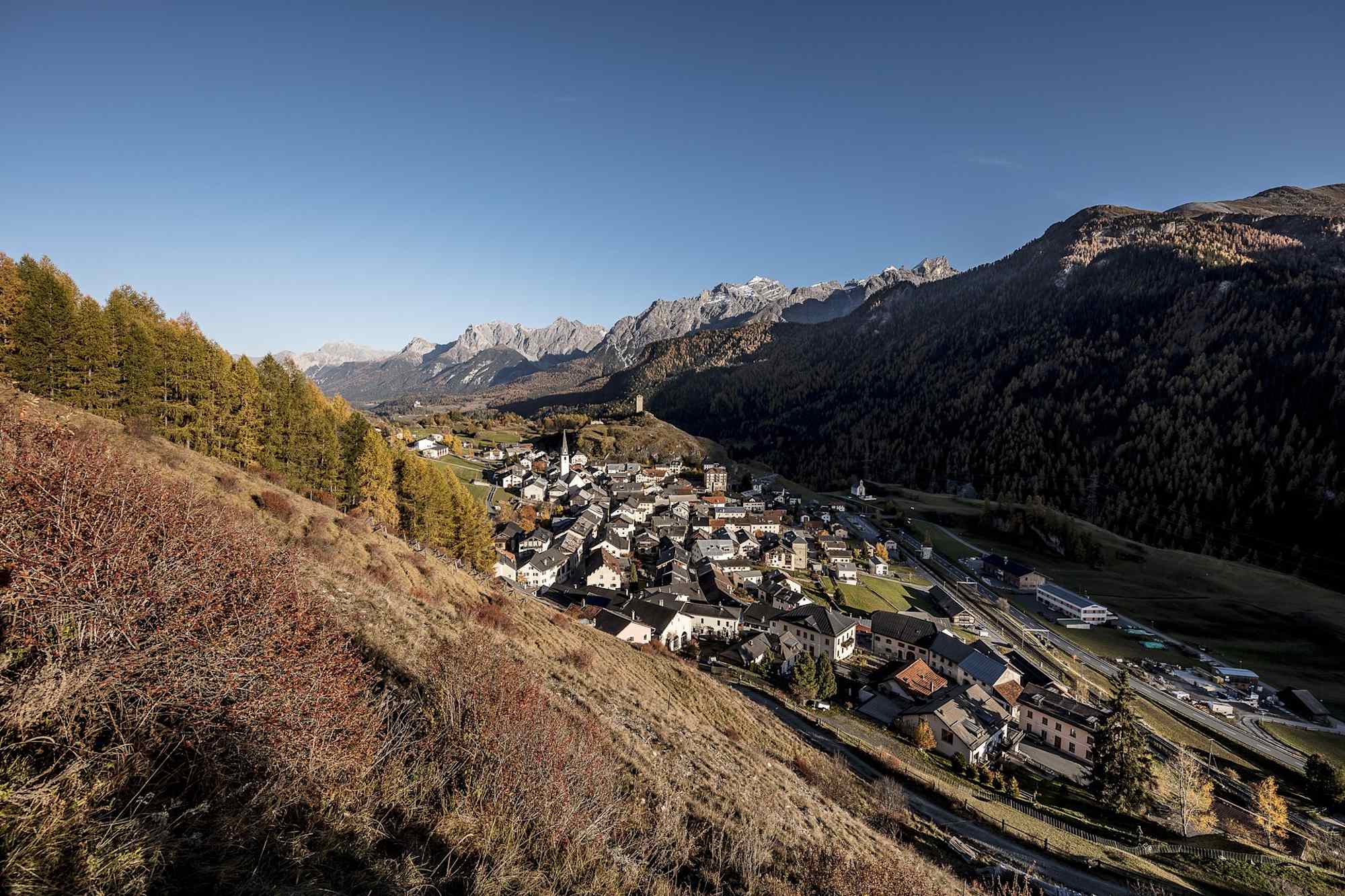 Ardez im Herbst