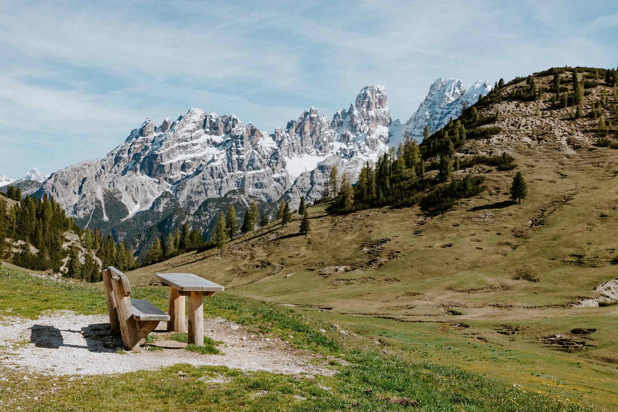 Bei der Dürrensteinhütte - im Hintergrund die Cristallogruppe