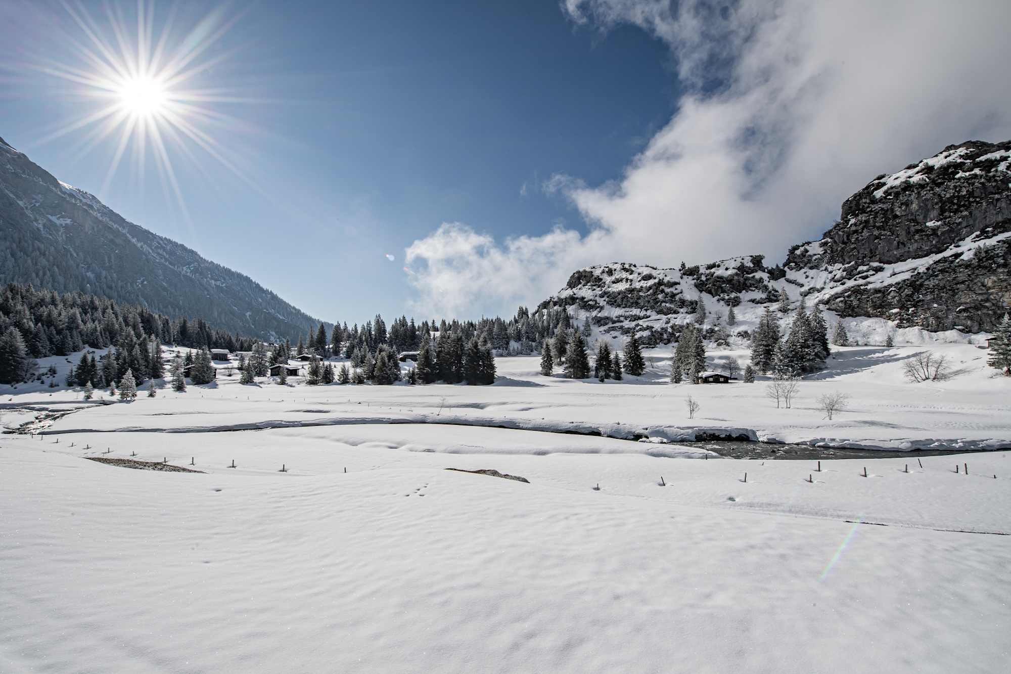 Das weite Hochtal von Bargis