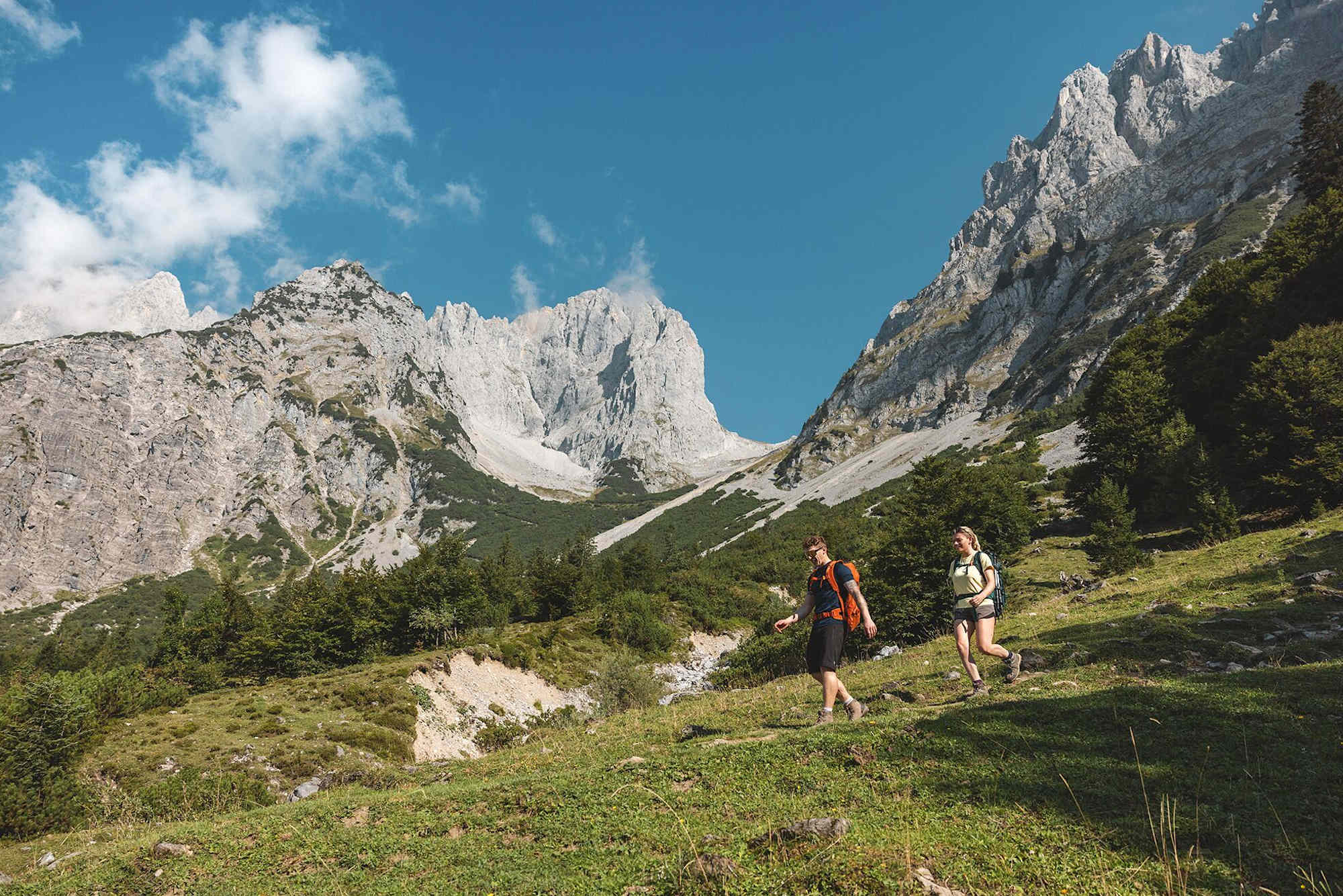 Tauernblick Panoramarundweg - Vor dem Ellmauer Tor