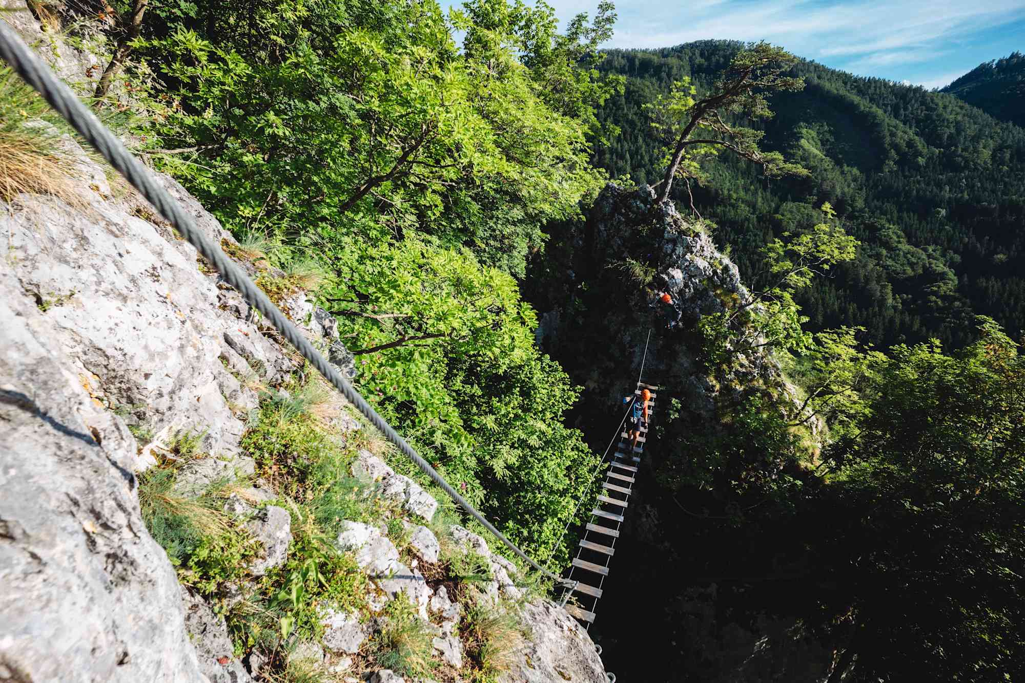 Seilbrücke im Klettersteig Rabenstein