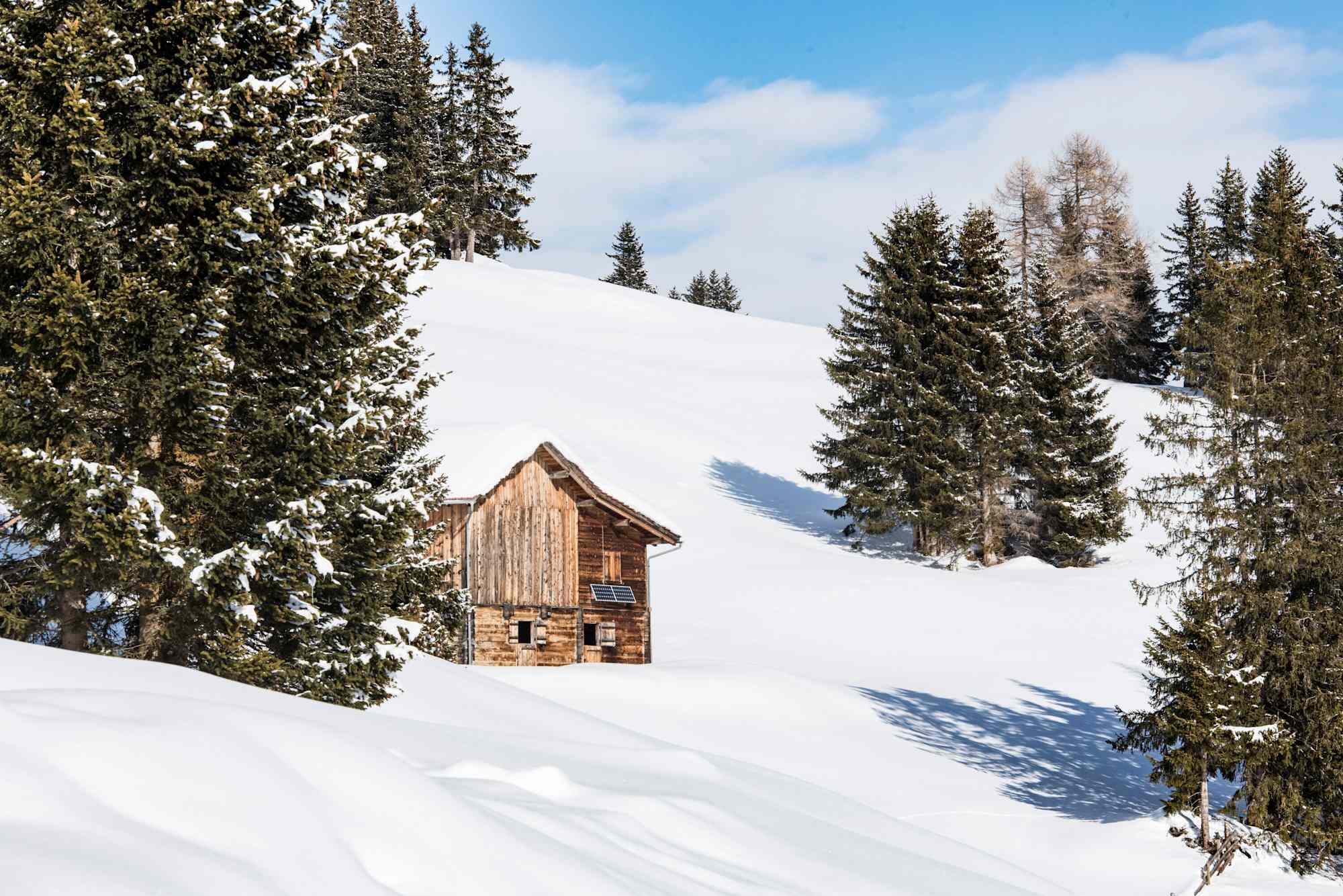 Maisäß Hütte am Winterwanderweg