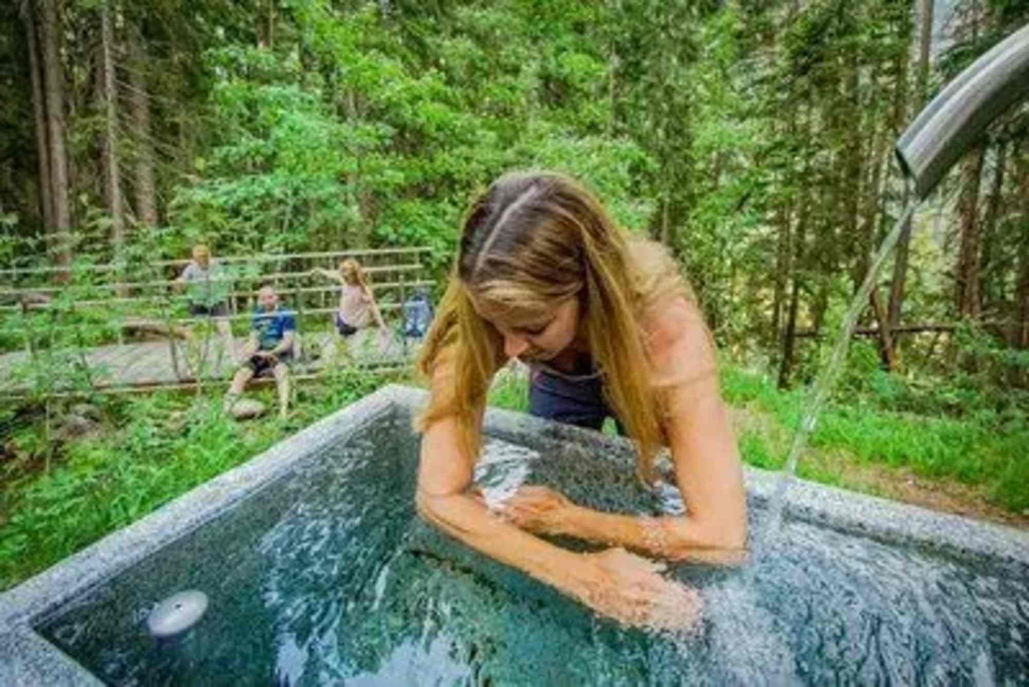 Wunderbar erfrischend - die Kneippanlage am Vitalweg im Lechtal.