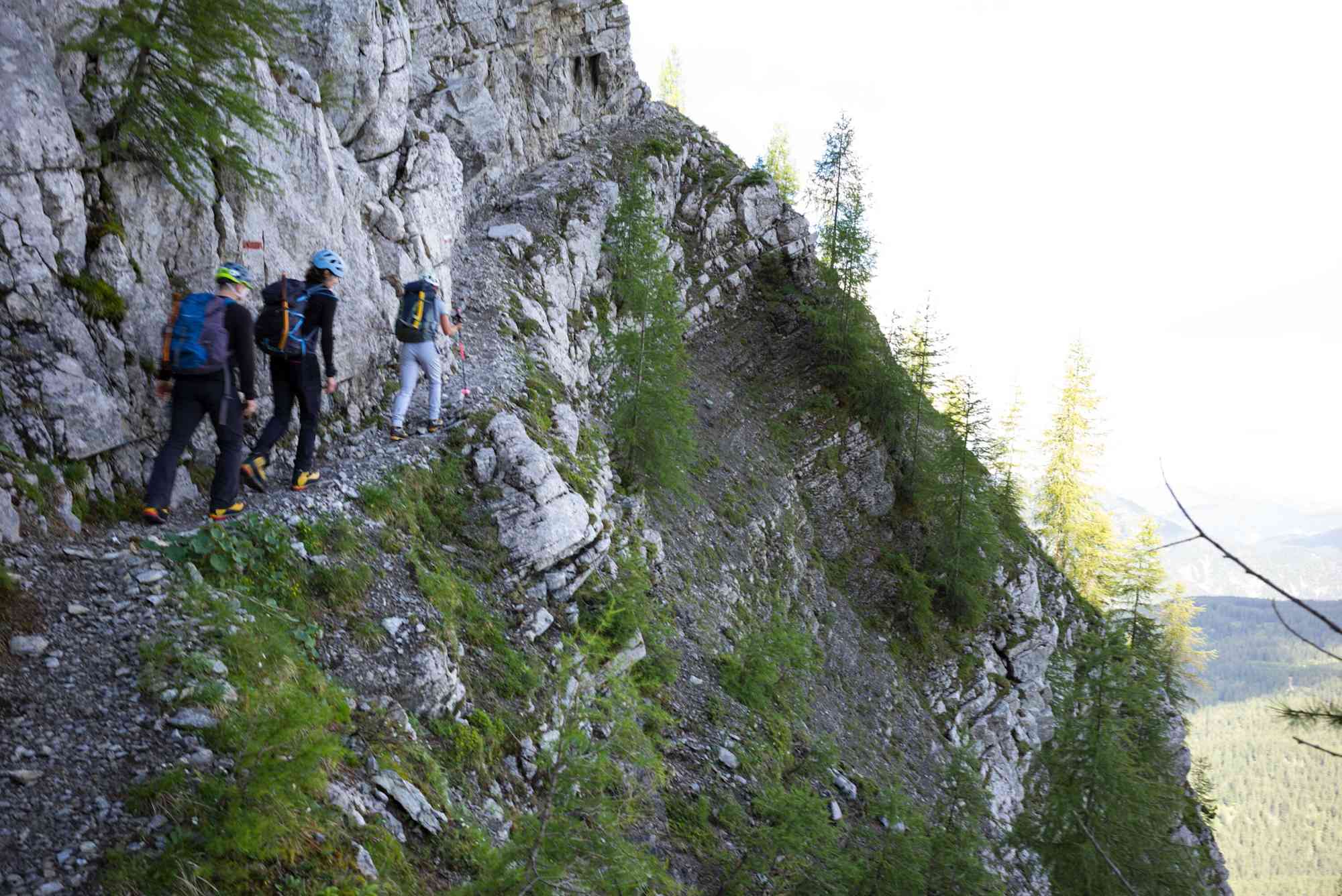Drahseilversicherte Passagen mit schönem Ausblick