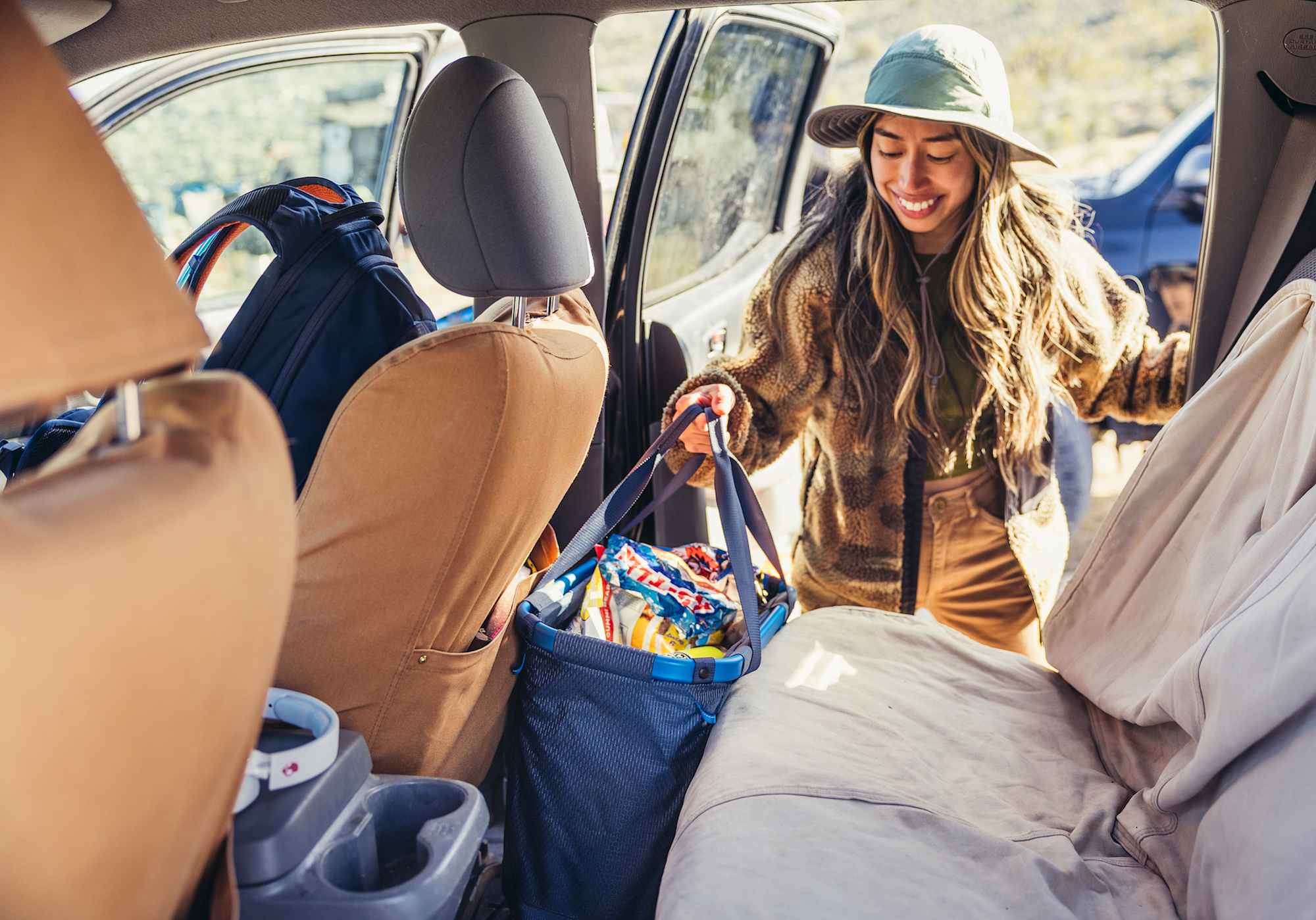 Mit der Gregory Alpaca Gear Tote verschenkst du keinen Zentimeter im Auto.