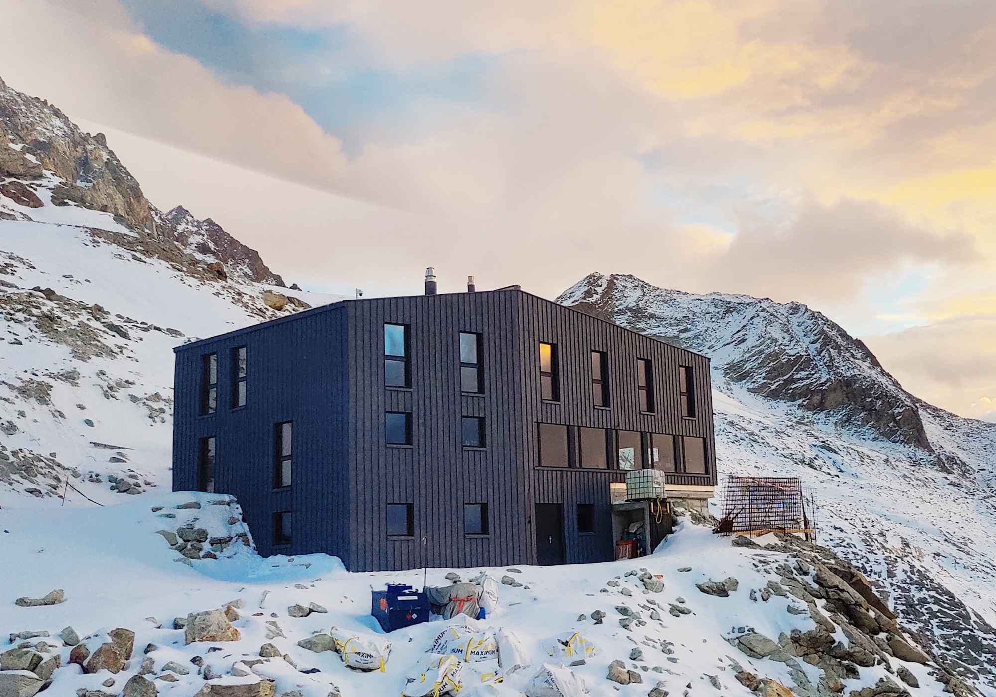 Rothornhütte