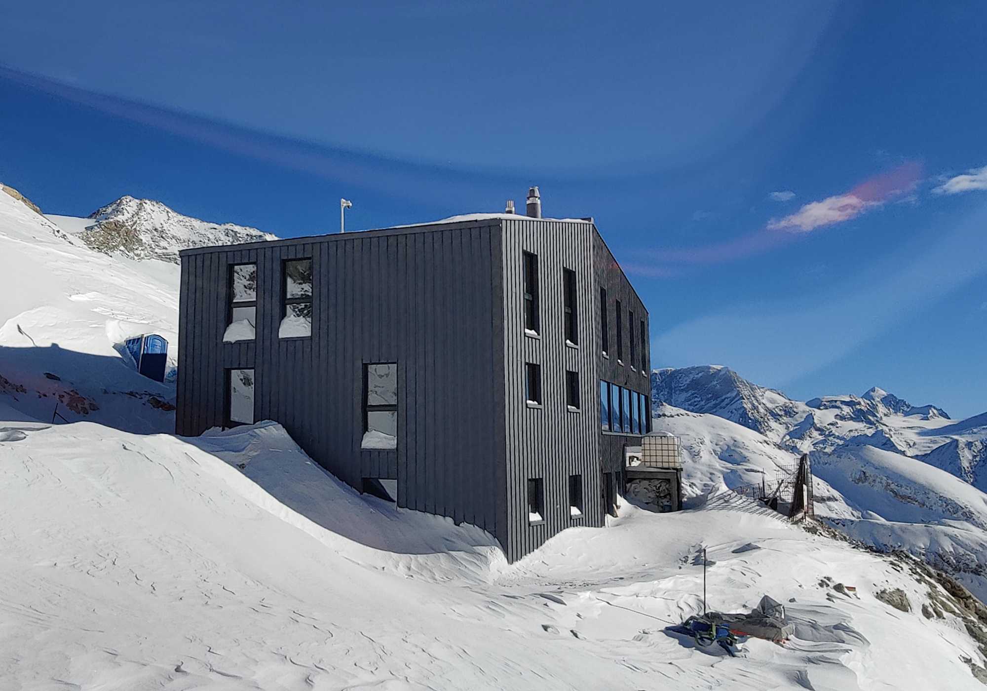 Rothornhütte