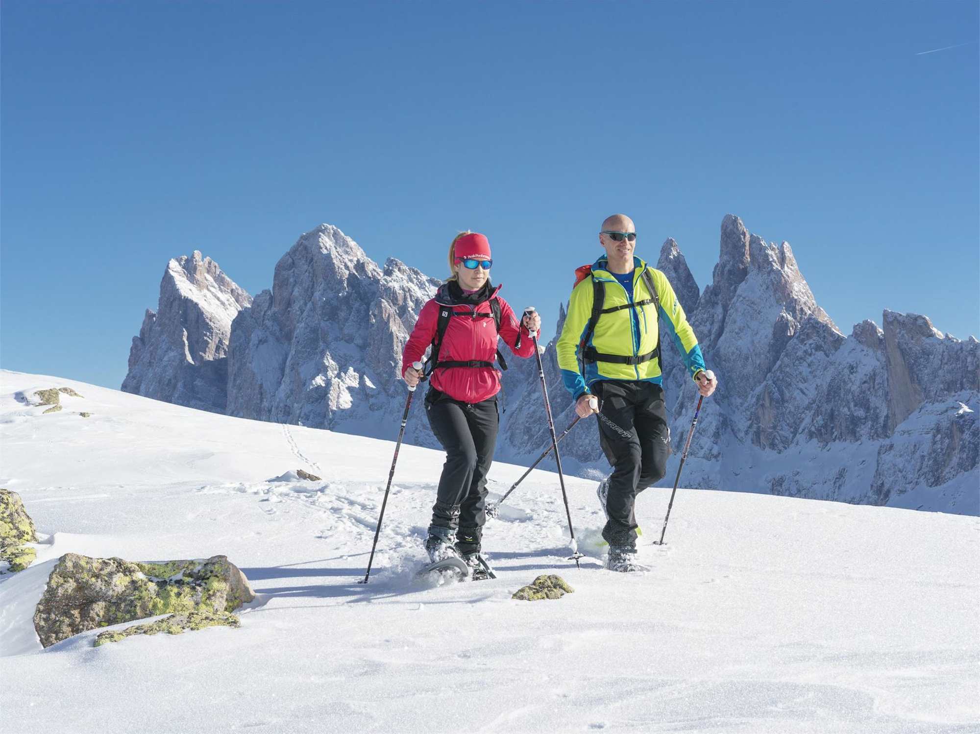 Schneeschuhwandern am Fuße der Geislerspitzen