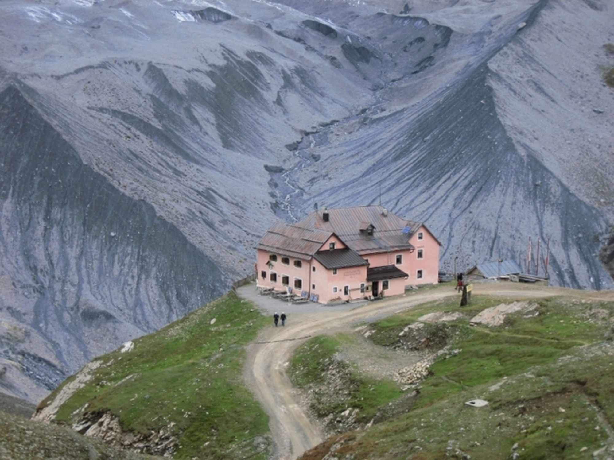 Die Schaubachhütte ist bis auf Weiteres geschlossen.