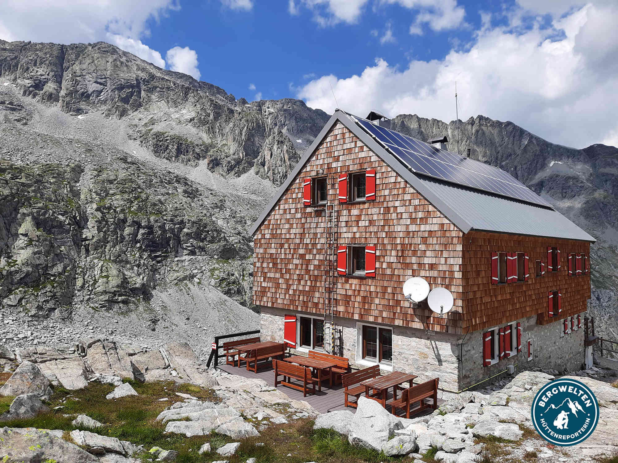 Die Barmer Huette im Osttiroler Defereggental.