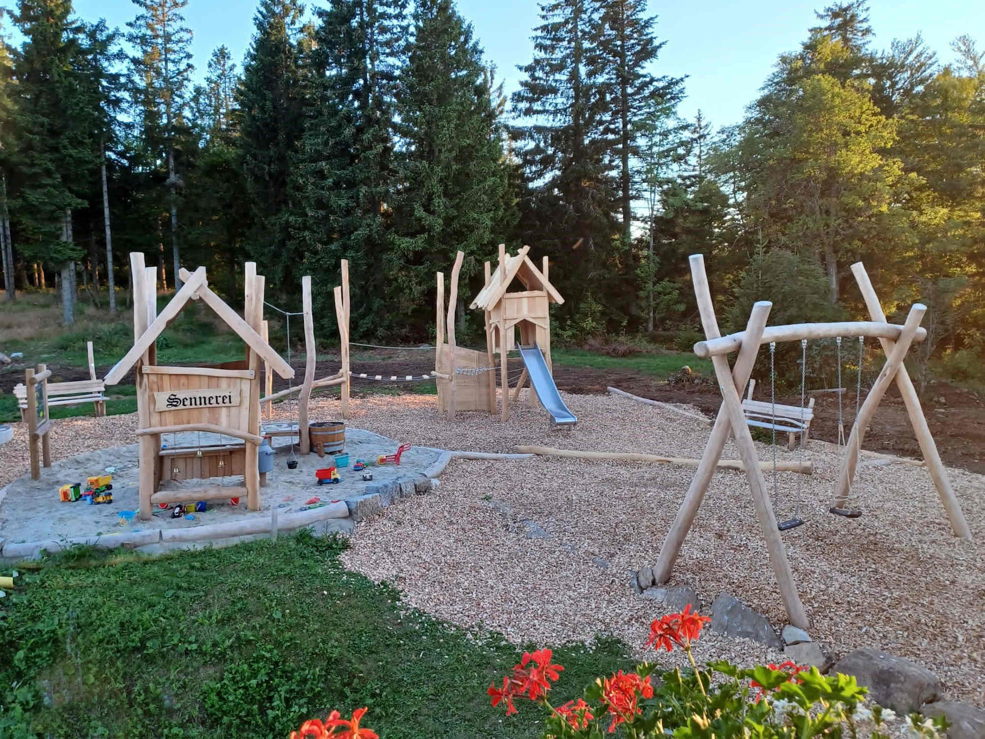 Der neue Spielplatz beim Berghaus Sonnenfels