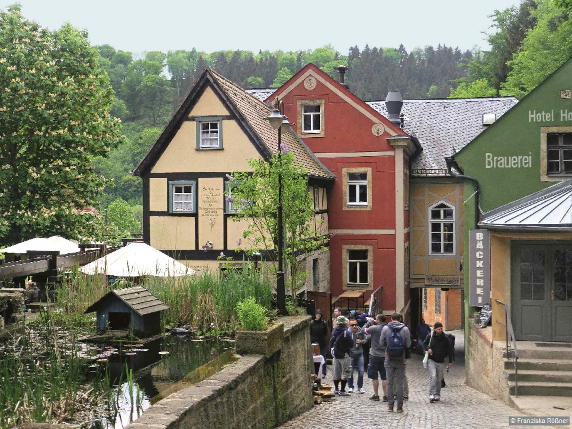 An der Schmilk'schen Mühle ist bereits einiges los.