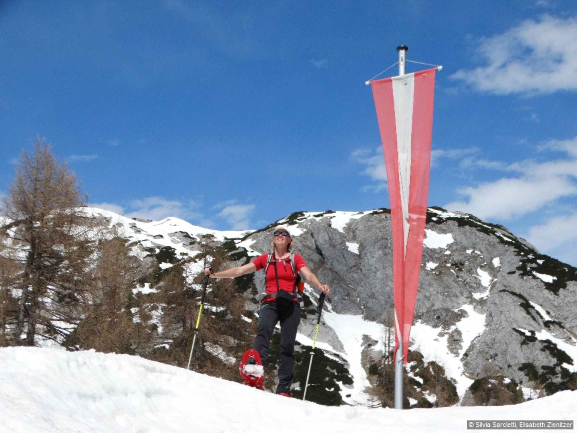 Am ÖAV Linzerhaus, 1653 m, haben wir einen wunderbaren Blick auf den Grimming.