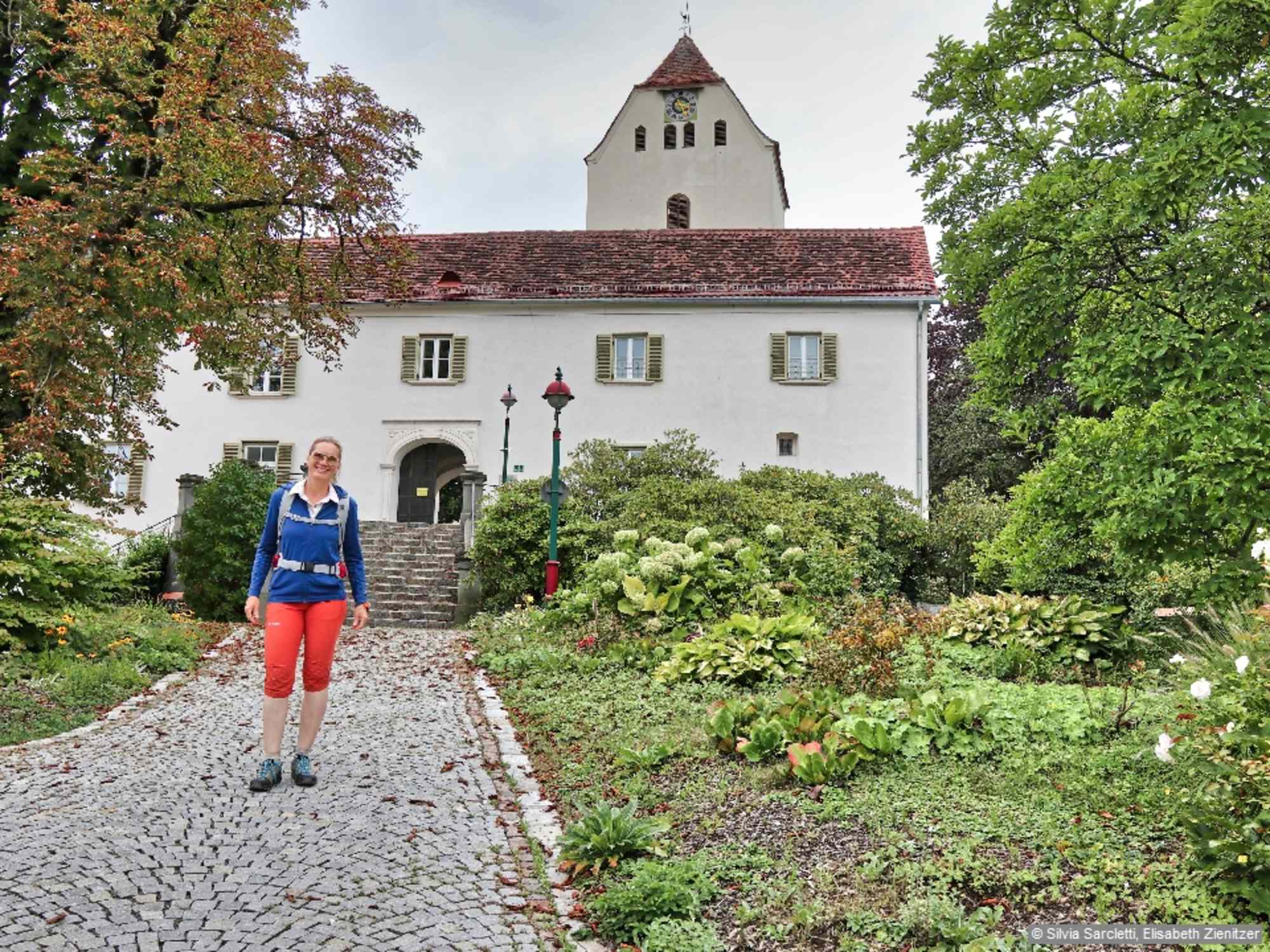 Wir erreichen die 6. Station »Revolutionär des Glücks« bei der Taborkirche und den Weizer Hauptplatz, 479 m.