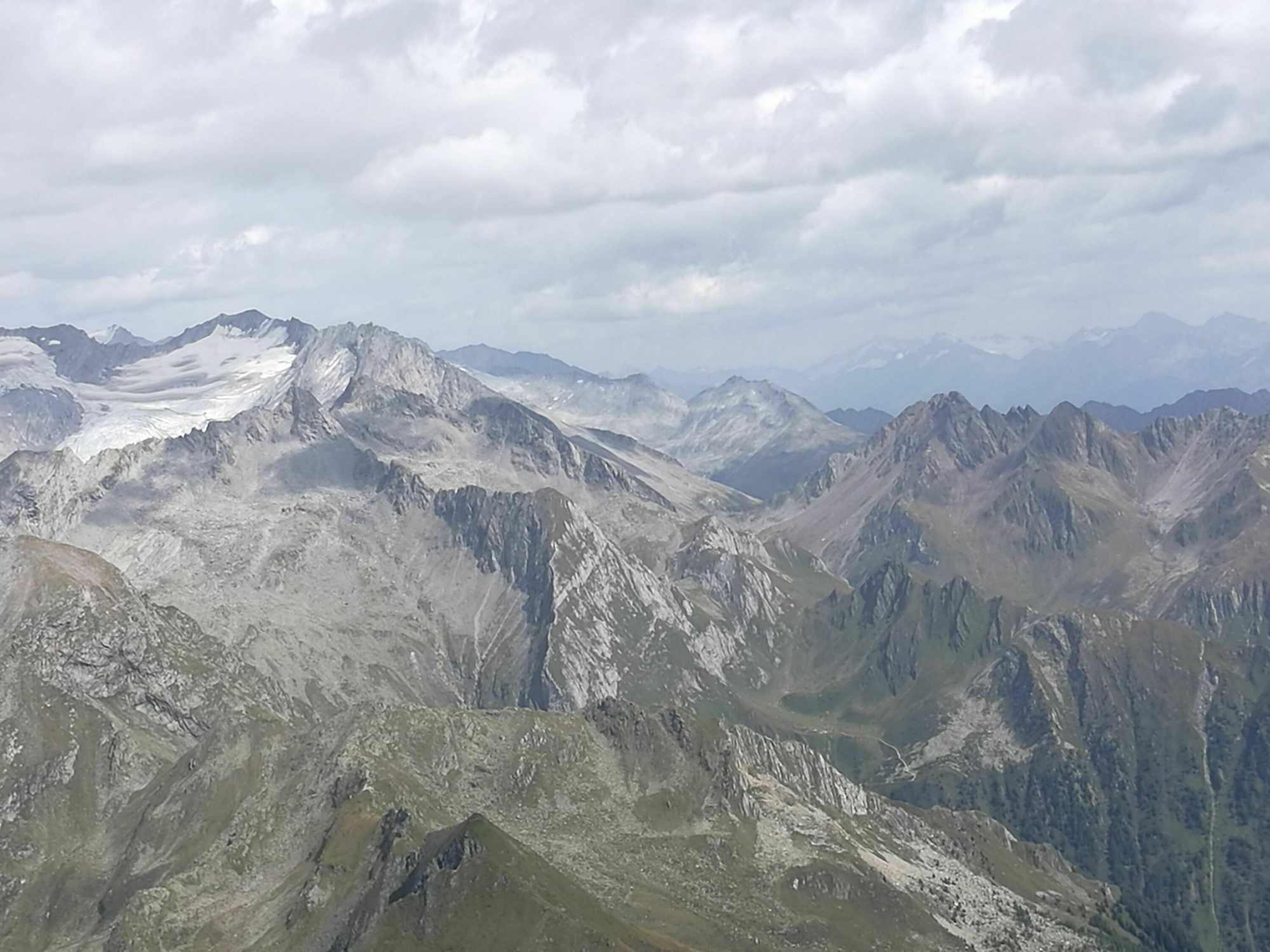 Blick von den Pfunderer Bergen in die Zillertaler Alpen