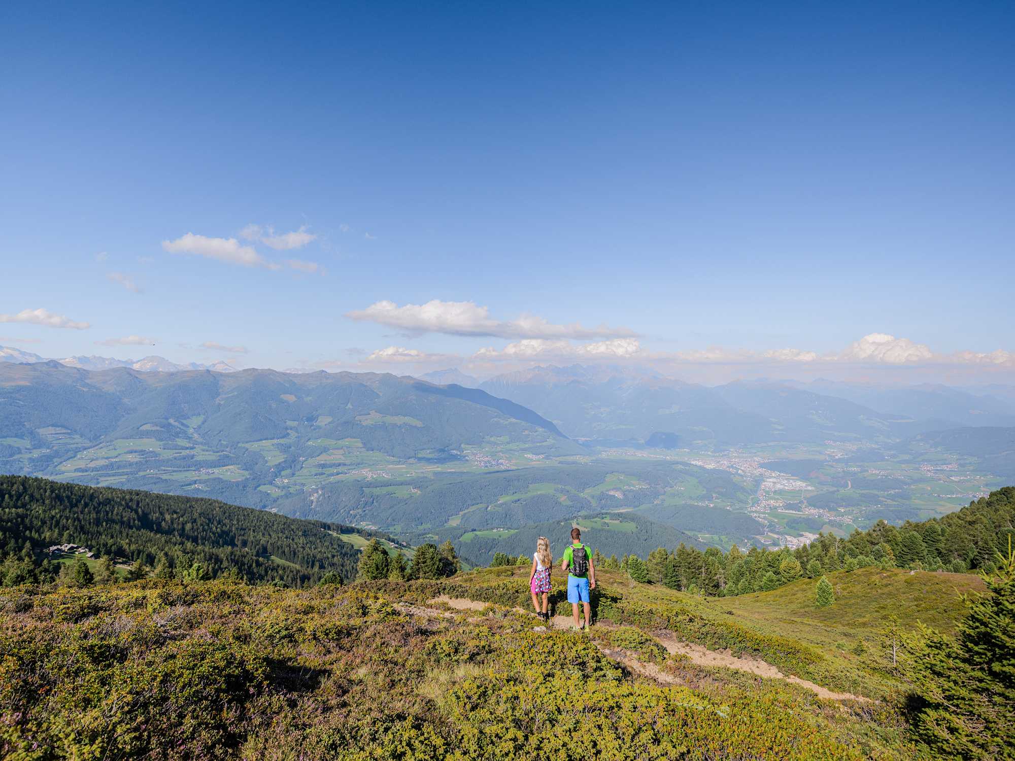 Bereits am Weg zum Astjoch genießt man schöne Ausblicke