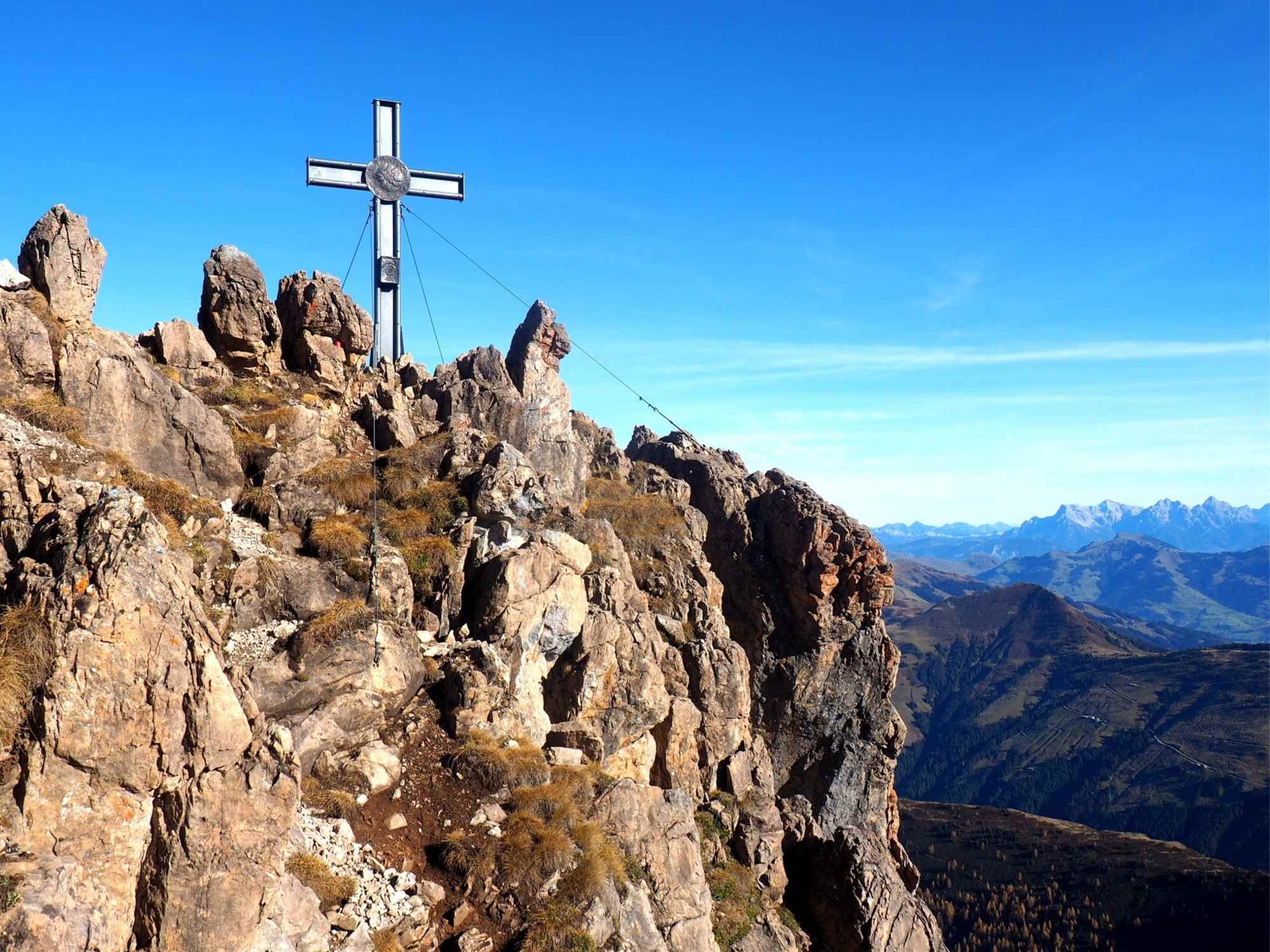 Gipfelkreuz vom Großer Rettenstein 2. 366 m
