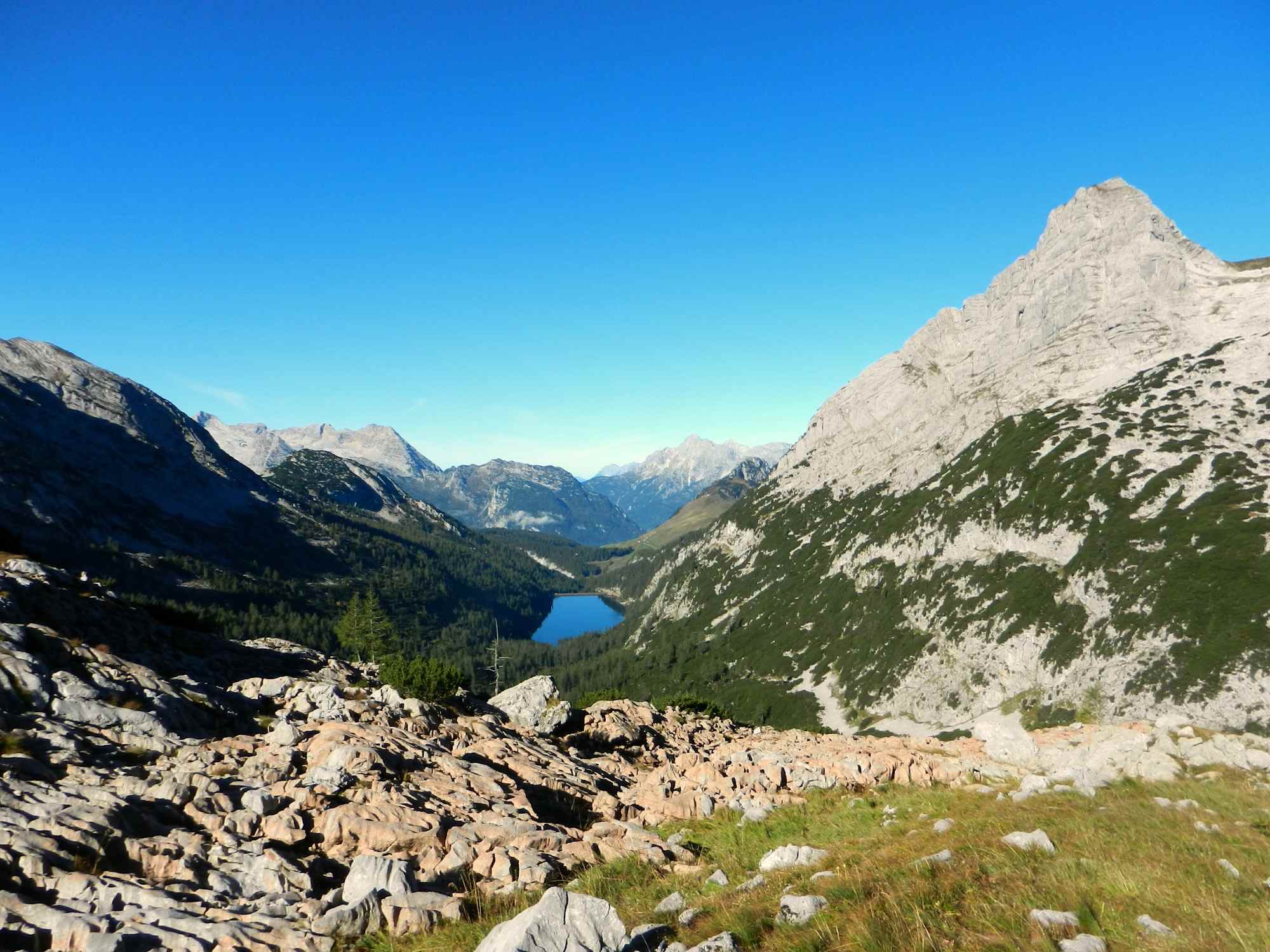 Großer Hundstod mit Ausblick auf den Dießbachstausee