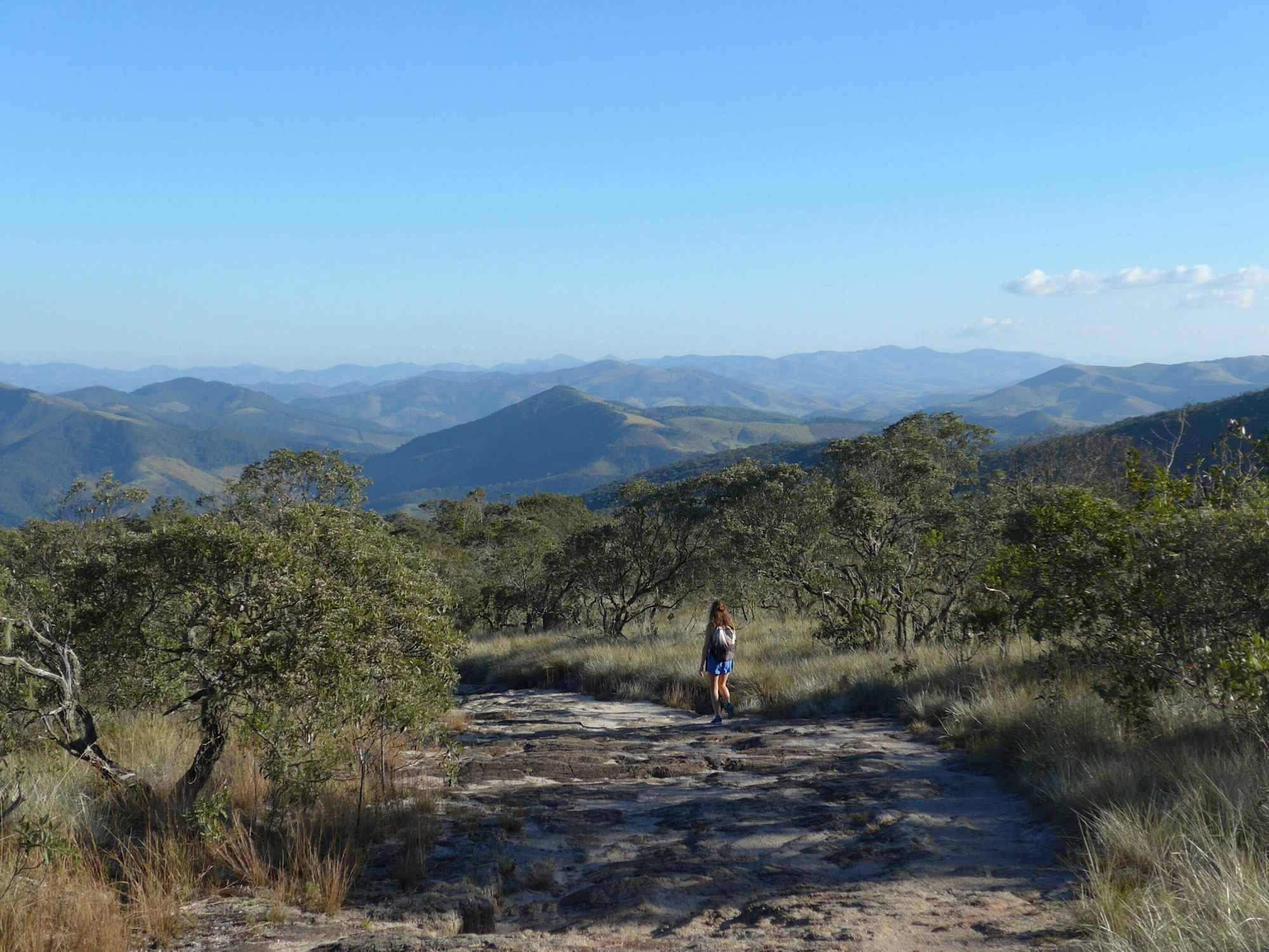 Traumhafter Weitblick auf die Gipfel von Minas Gerais