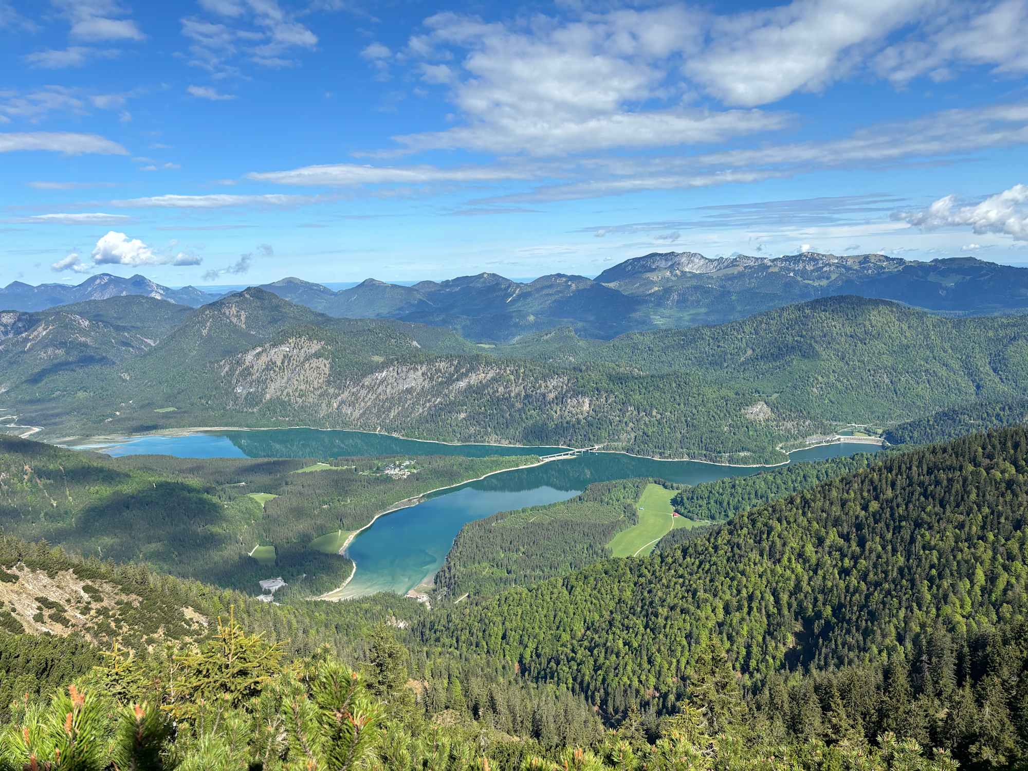 Blick auf den Silvensteinsee im Karwendel