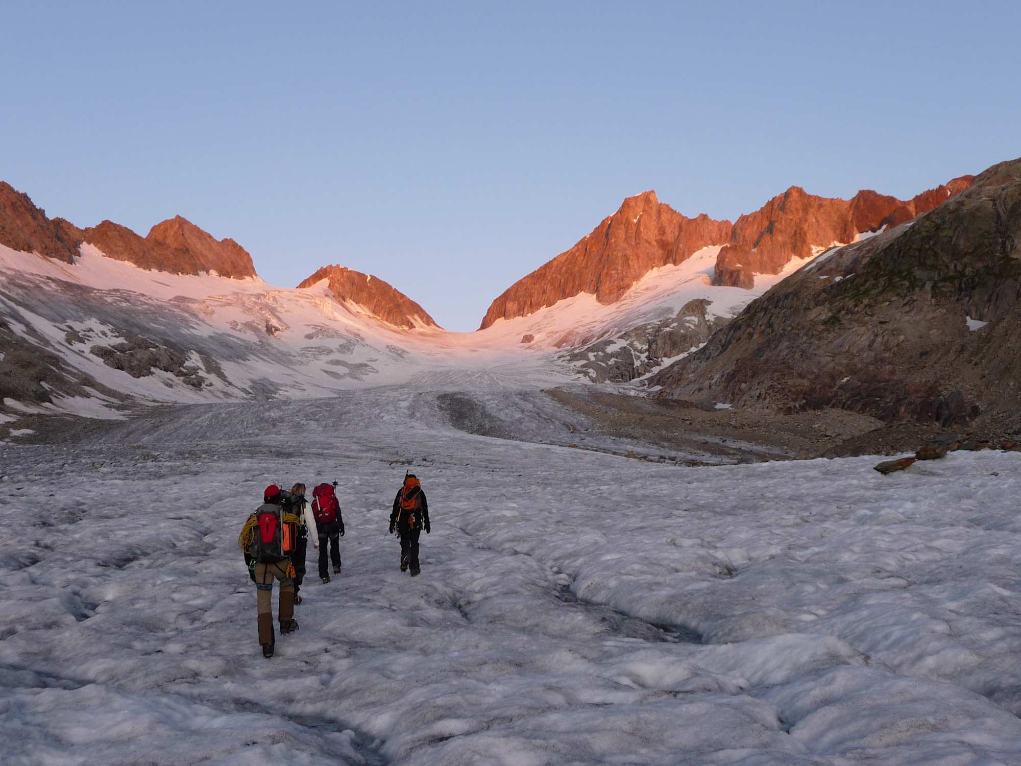 Über den Oberaargletscher