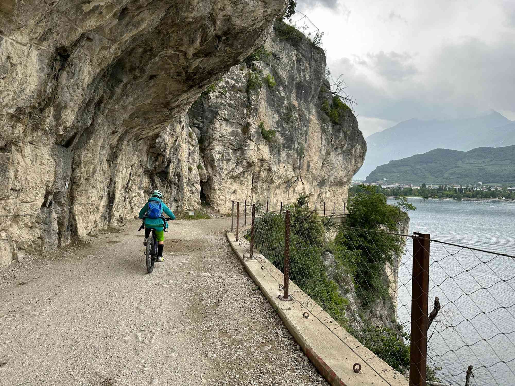 So einsam findet man die Ponale selten vor
