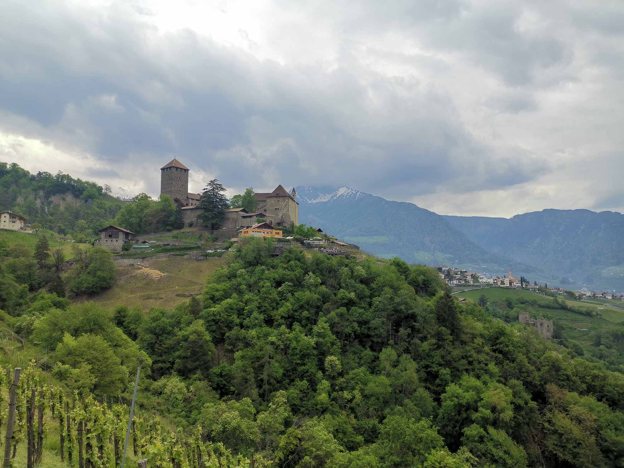 Schloss Tirol bei Meran