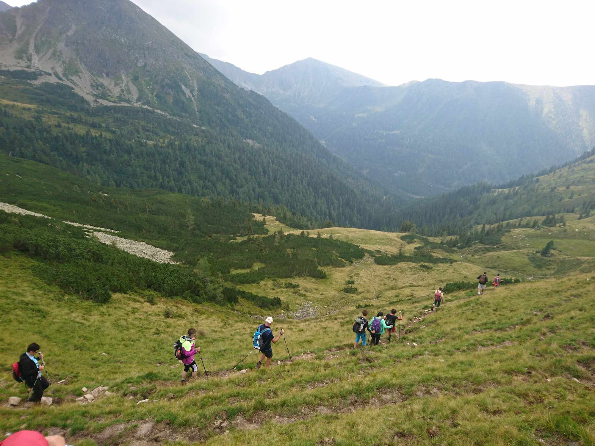 Wer mag, kann auf der Wanderung einen Abstecher zum Sonntagskogel machen.