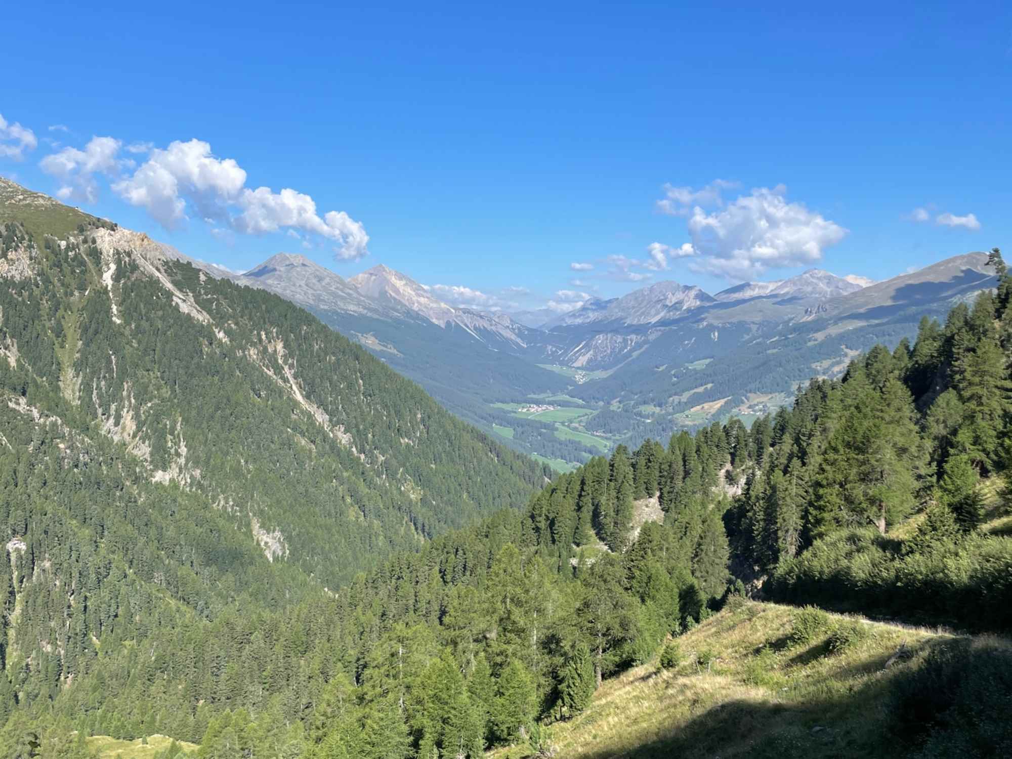 Im Val Costainas, Blick Richtung Ofenpass