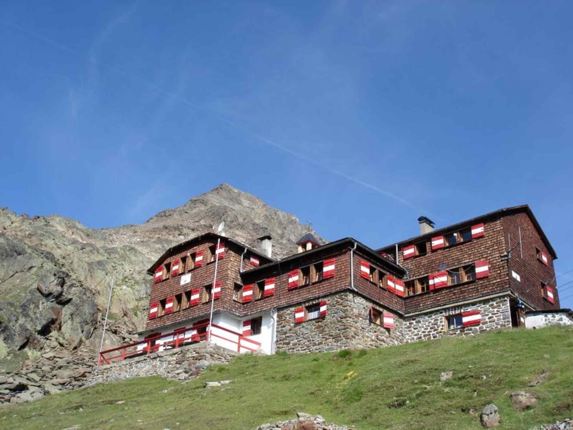 Breslauer Hütte von unten