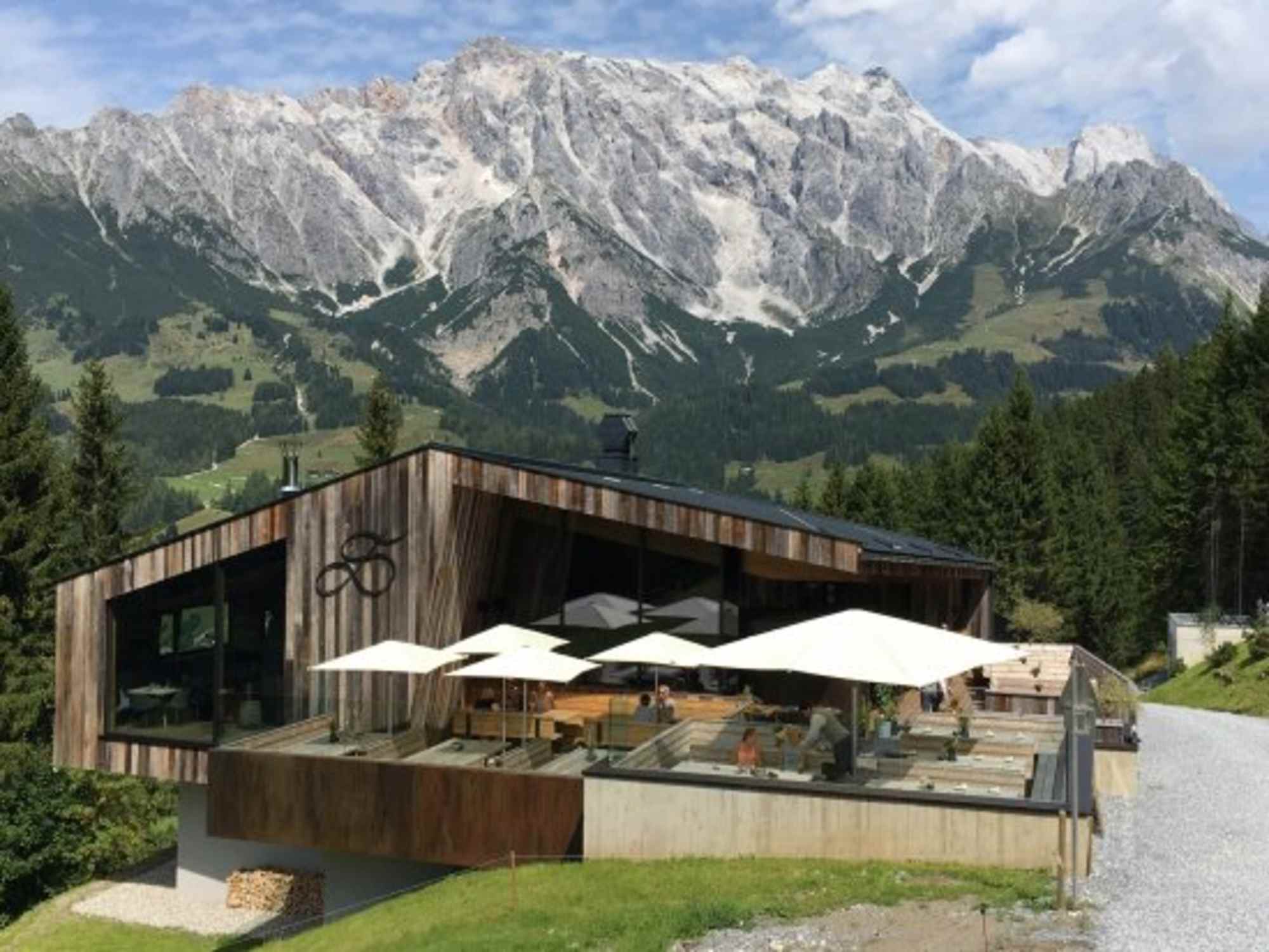 Die Deantnerin mit Terrasse