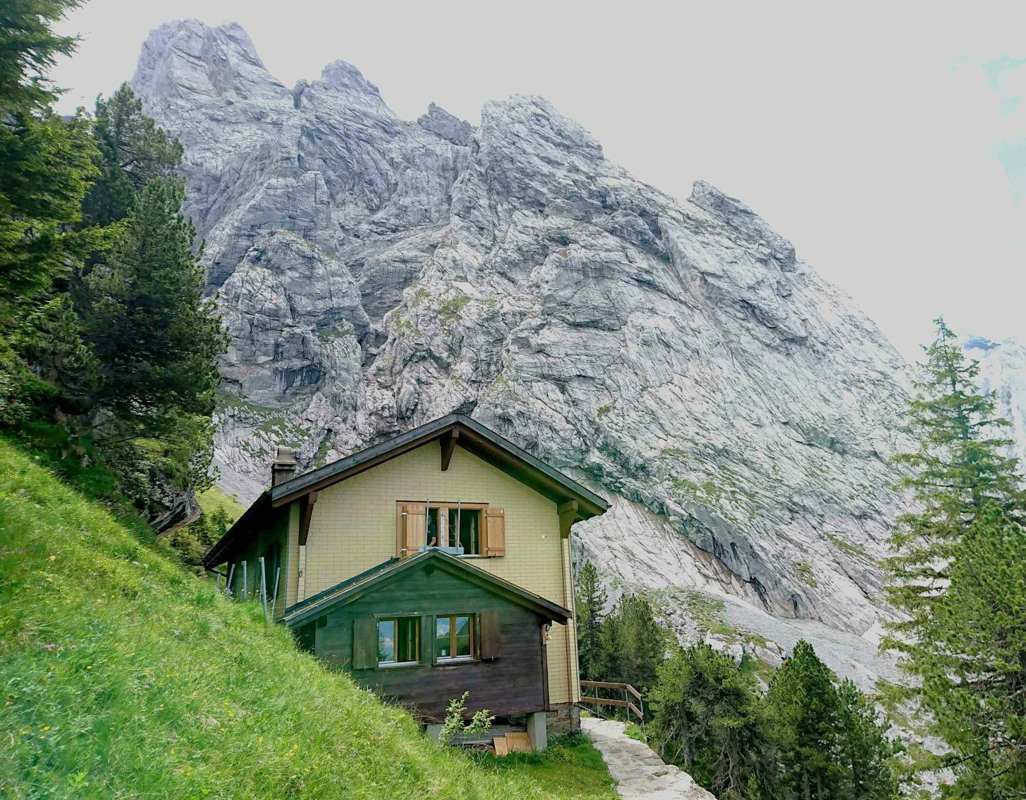 Die kleine Engelhornhütte