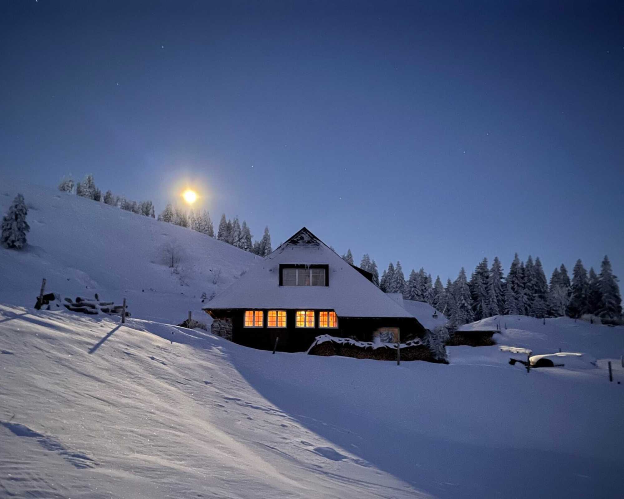Die Baldenweger Hütte im Winterkleid