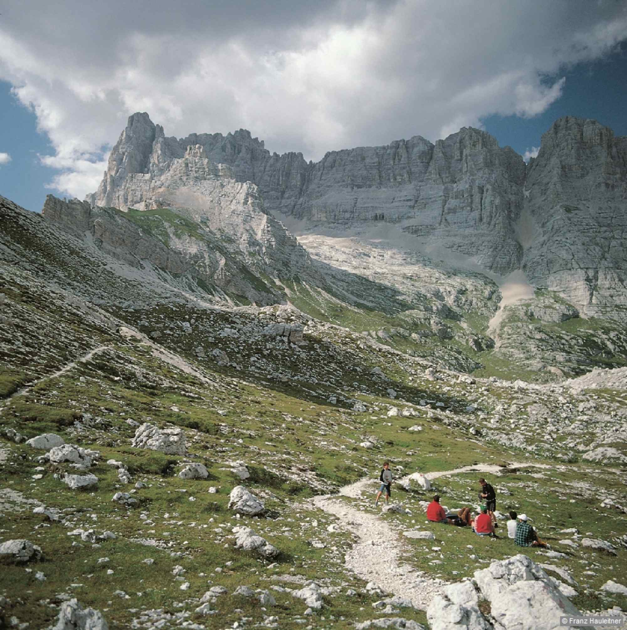 Blick zum Sorapissstock mit Croda Marcora links. 